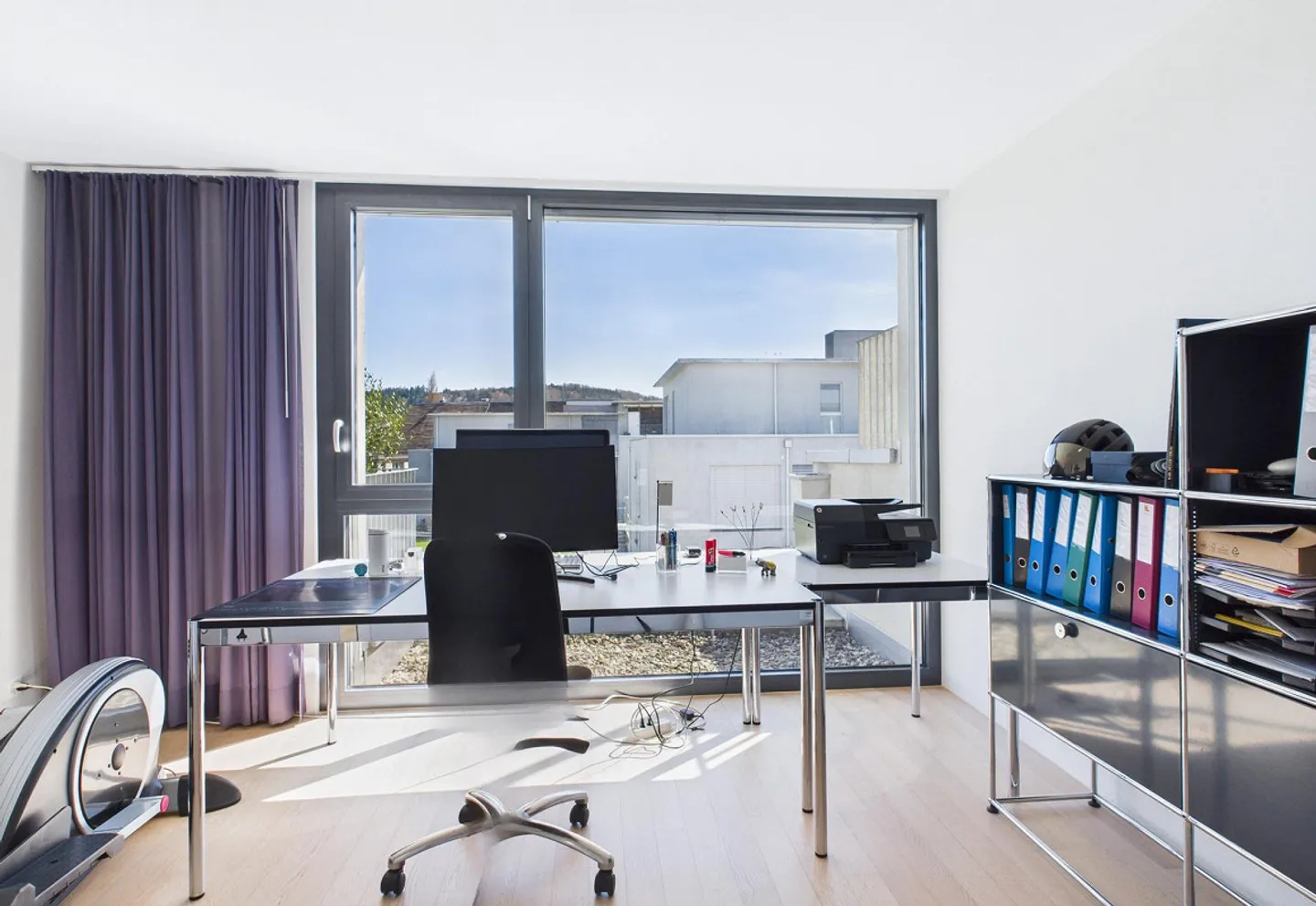 Spacious Penthouse Apartment with Plenty of Light - Photo 7 of 13