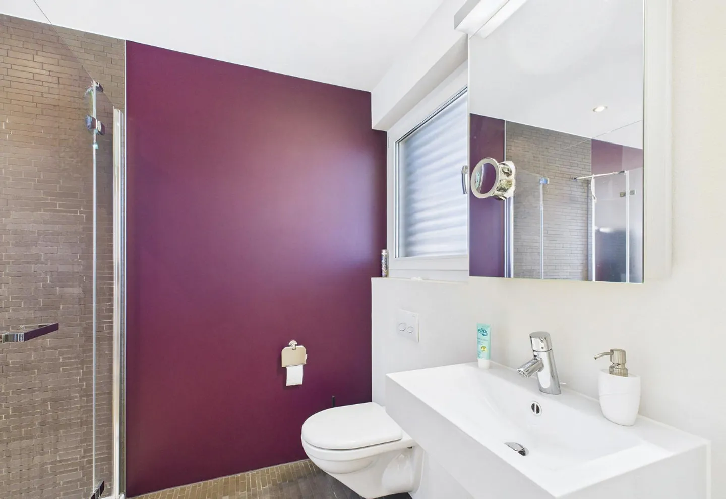 Spacious Penthouse Apartment with Plenty of Light - Photo 11 of 13