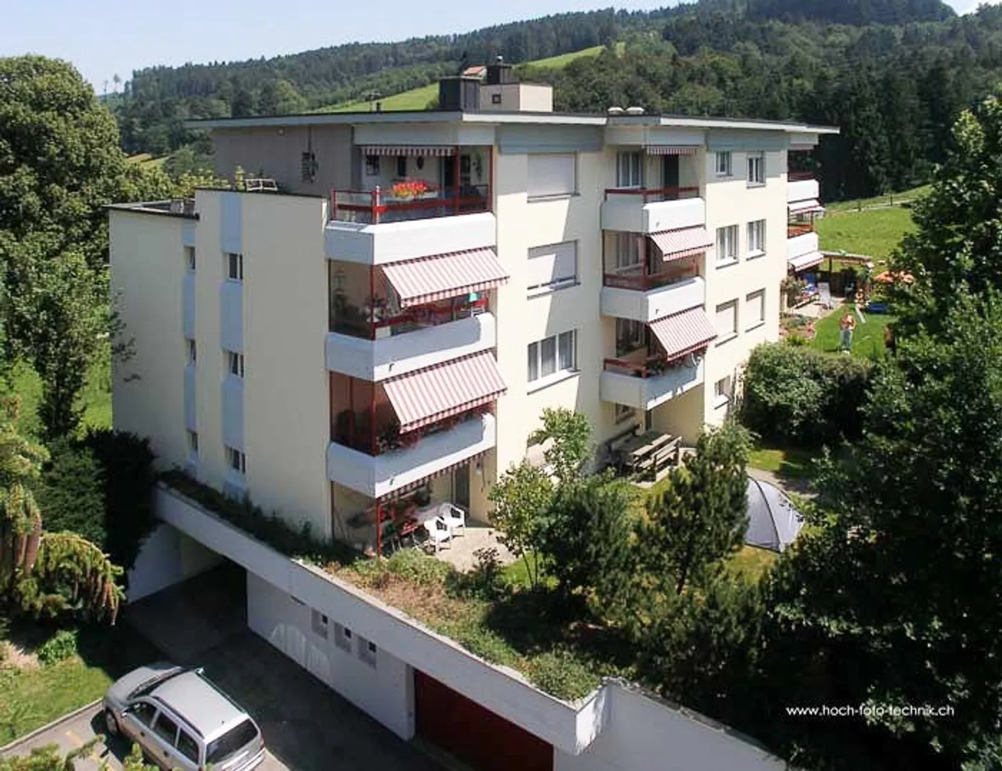 Beautiful 4.5-room apartment in a quiet location - Photo 1 of 6