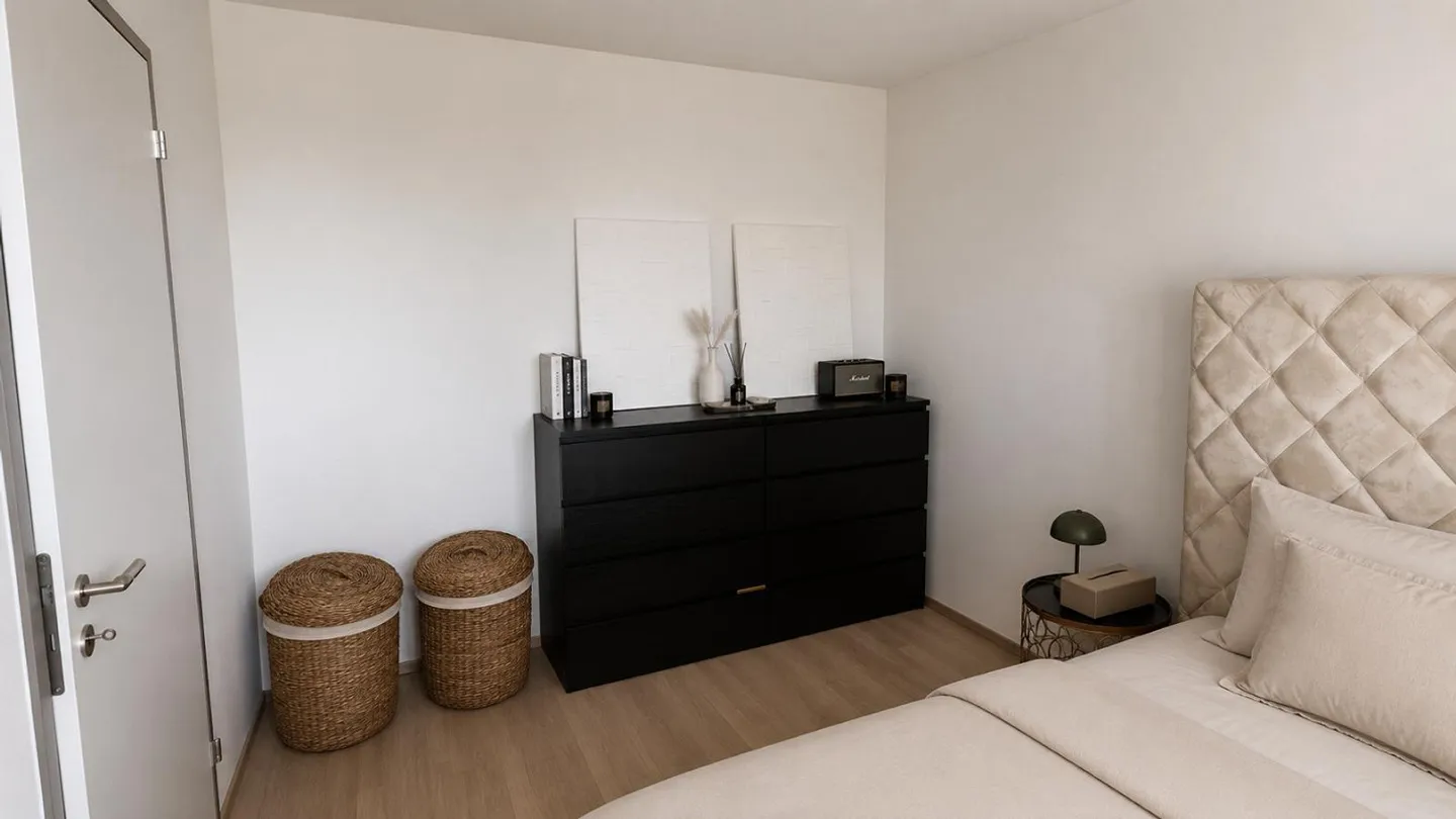 2 1/2 large room dream apartment or small 3 1/2 rooms - Photo 8 of 12