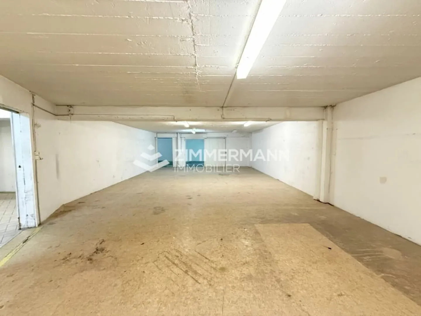 Espace de Stockage de 637 m² à Montbrillant ! - Photo 5 sur 9