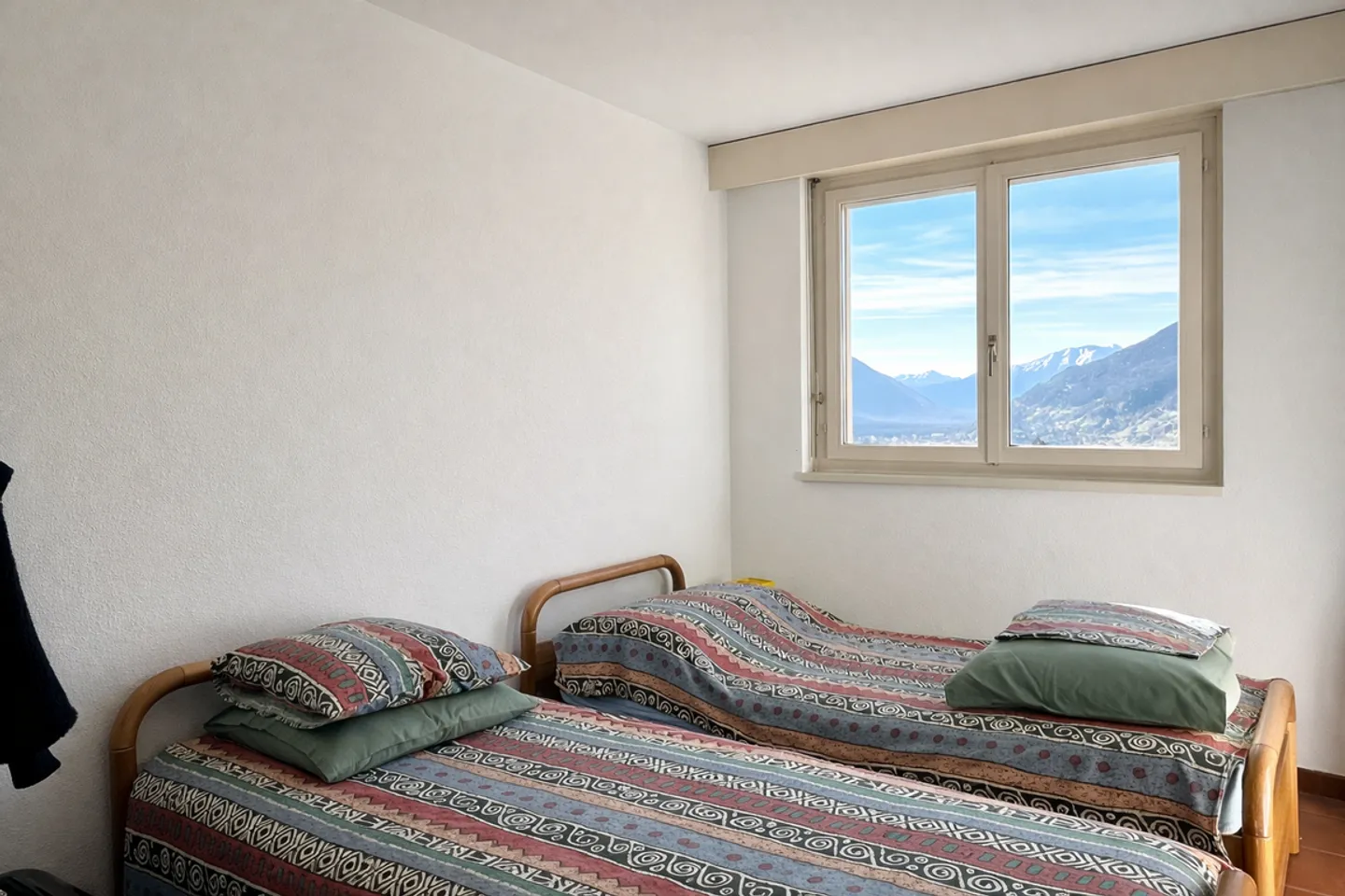 BELLINZONA - VENDU : PROPRIÉTÉ ENSOLEILLÉE AVEC VUE LIBRE - Photo 8 sur 12