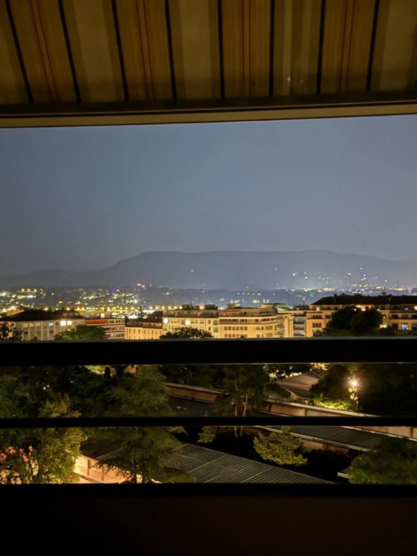 Stunning 5.5 Room Sublet with Large Balcony (Work Completion June 20, 2026) - Photo 1 of 10