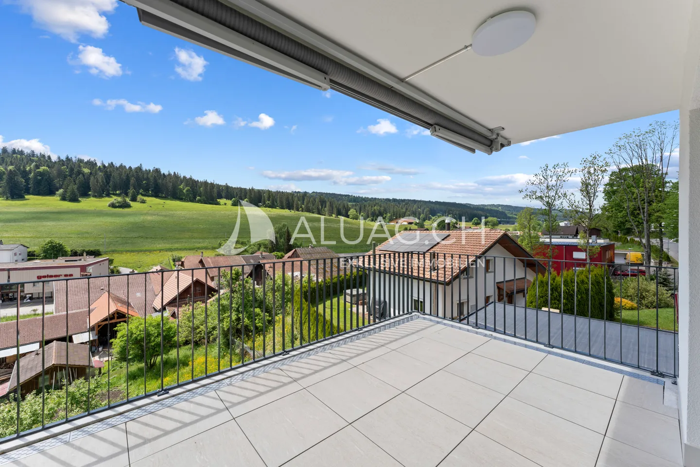 Modern Apartment with Terrace - Photo 1 of 11