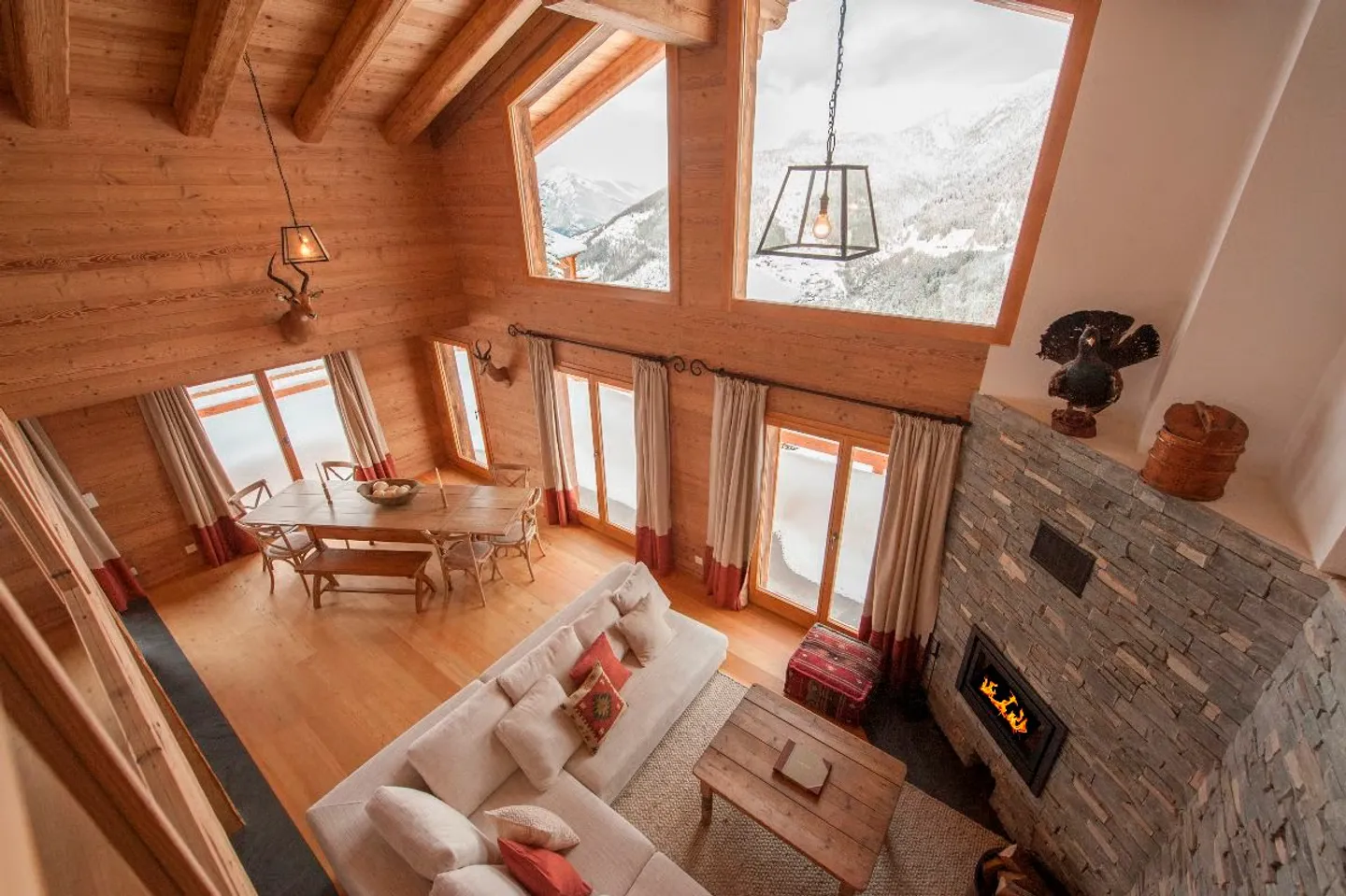 Chalet spazioso con cinque camere e vista panoramica - Foto 7 di 13