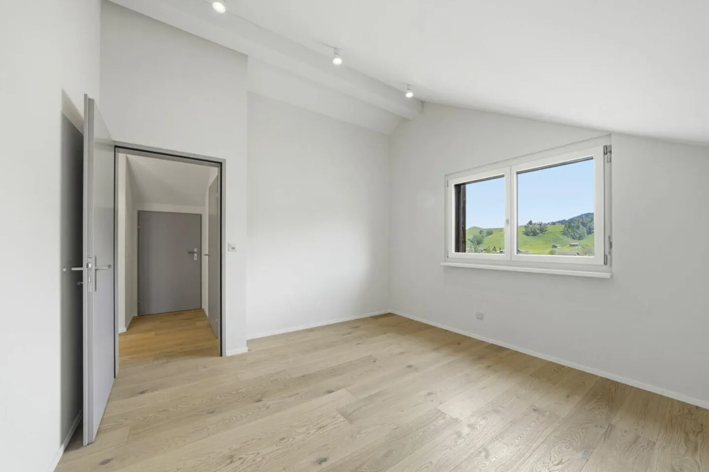 Charmante Penthouse mit Balkon - Foto 19 von 28