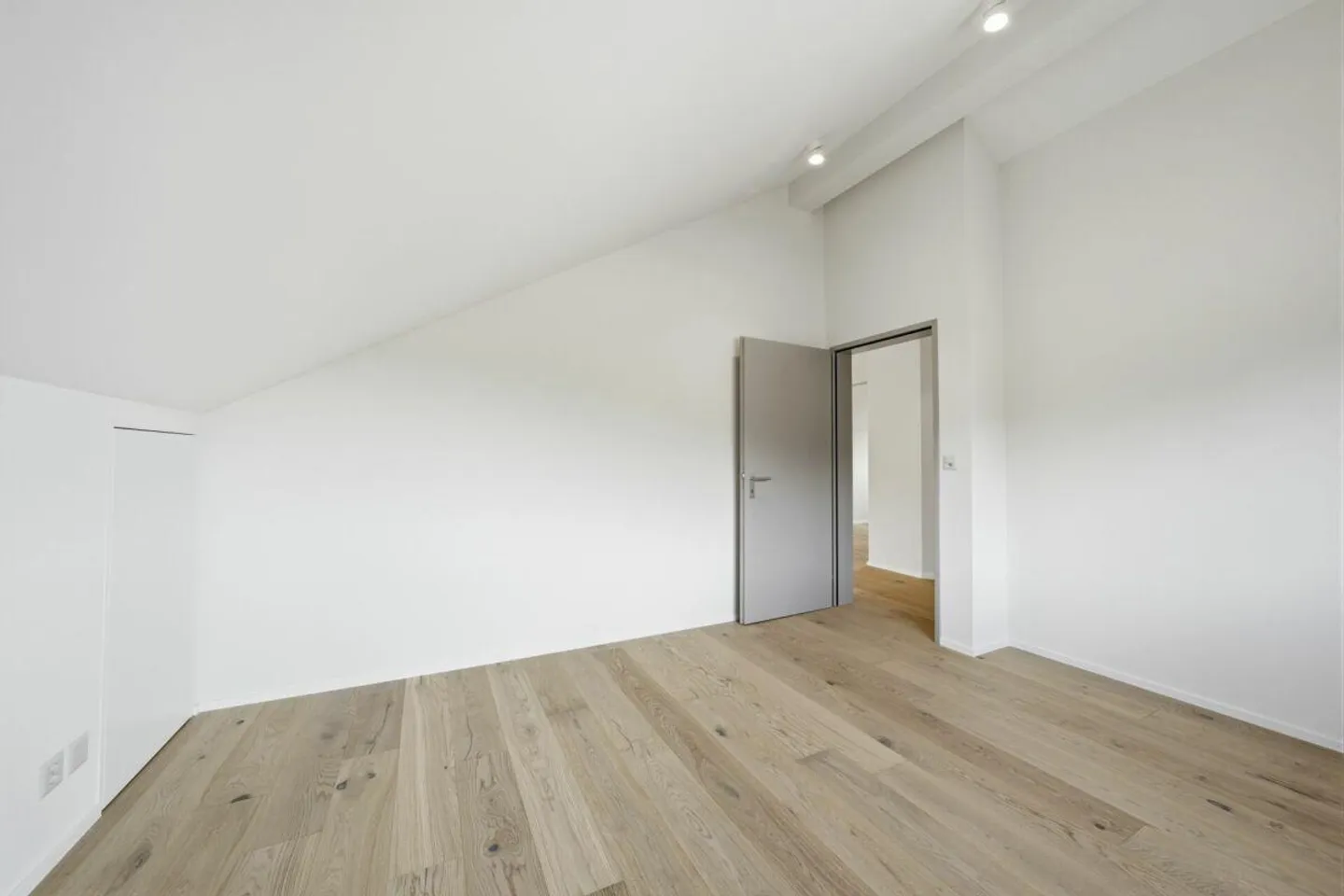 Charmante Penthouse mit Balkon - Foto 20 von 28