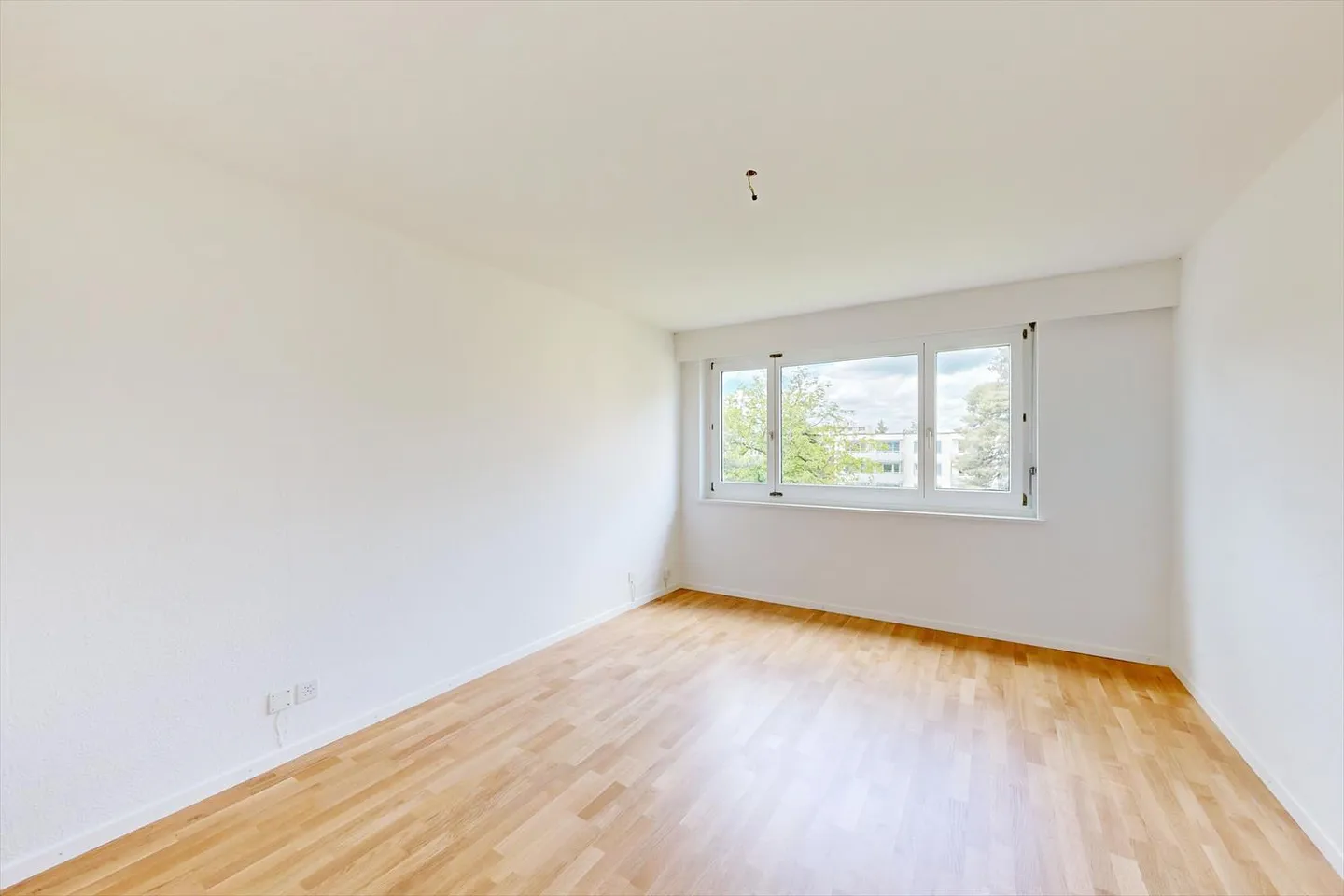 Sunny Apartment in Kilchberg - Photo 4 of 9