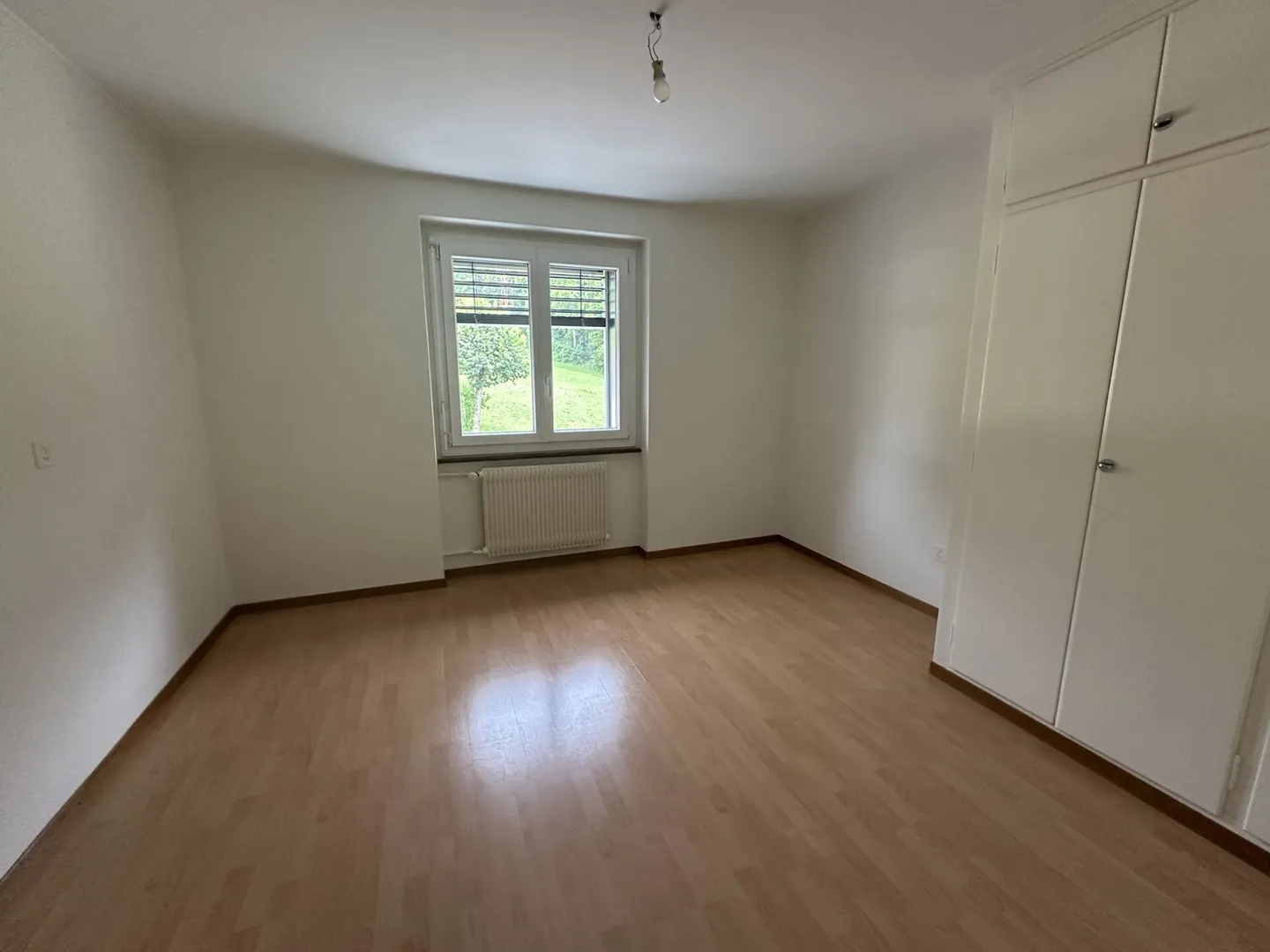 Bel appartement de 4.5 pièces avec balcon et vue sur le Doubs - Photo 8 sur 10