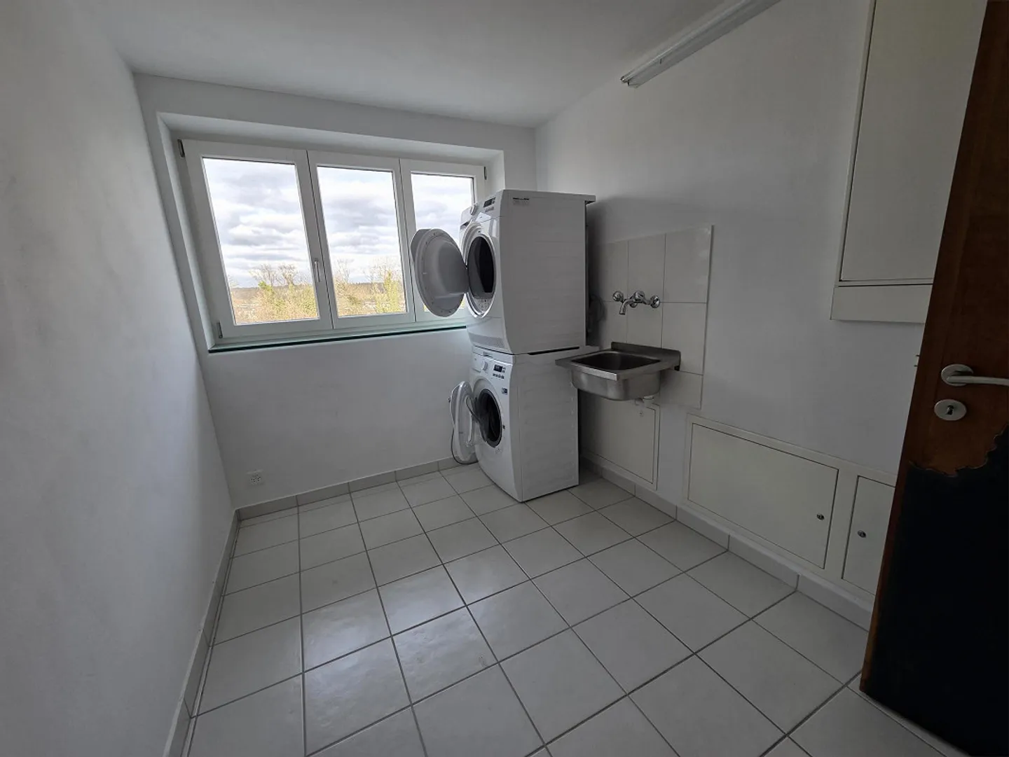 7.5 Zimmer Wohnung, 260 m2, zum grosszügig Wohnen und Arbeiten - Foto 25 von 30