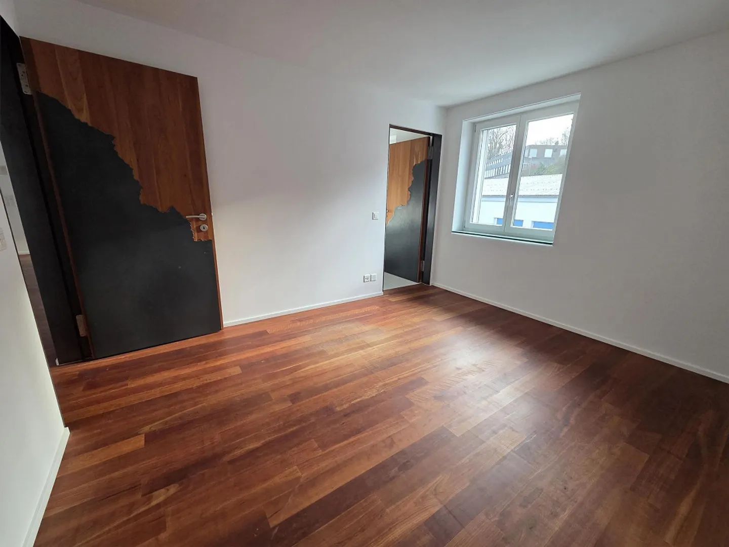 7.5 Zimmer Wohnung, 260 m2, zum grosszügig Wohnen und Arbeiten - Foto 15 von 30