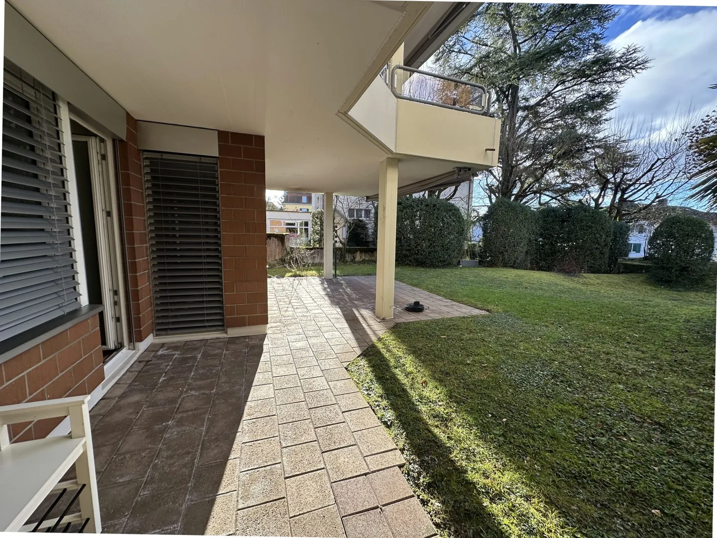 Appartement lumineux avec espace de jardin - Photo 12 sur 16