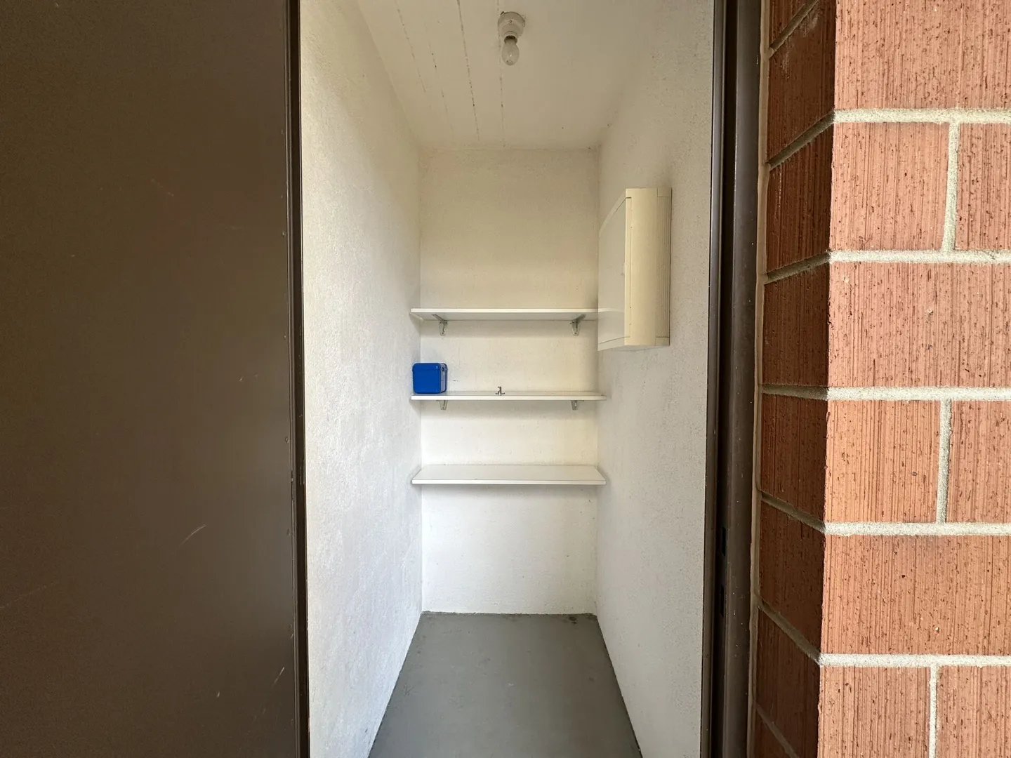 Appartement lumineux avec espace de jardin - Photo 13 sur 16
