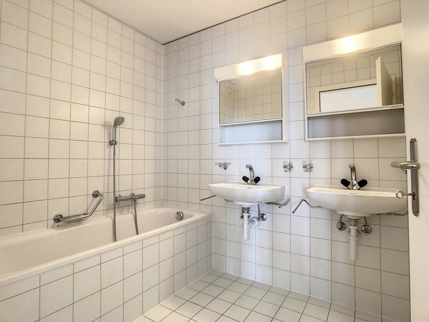 A DUE PASSI DALLA STAZIONE - Foto 6 di 10