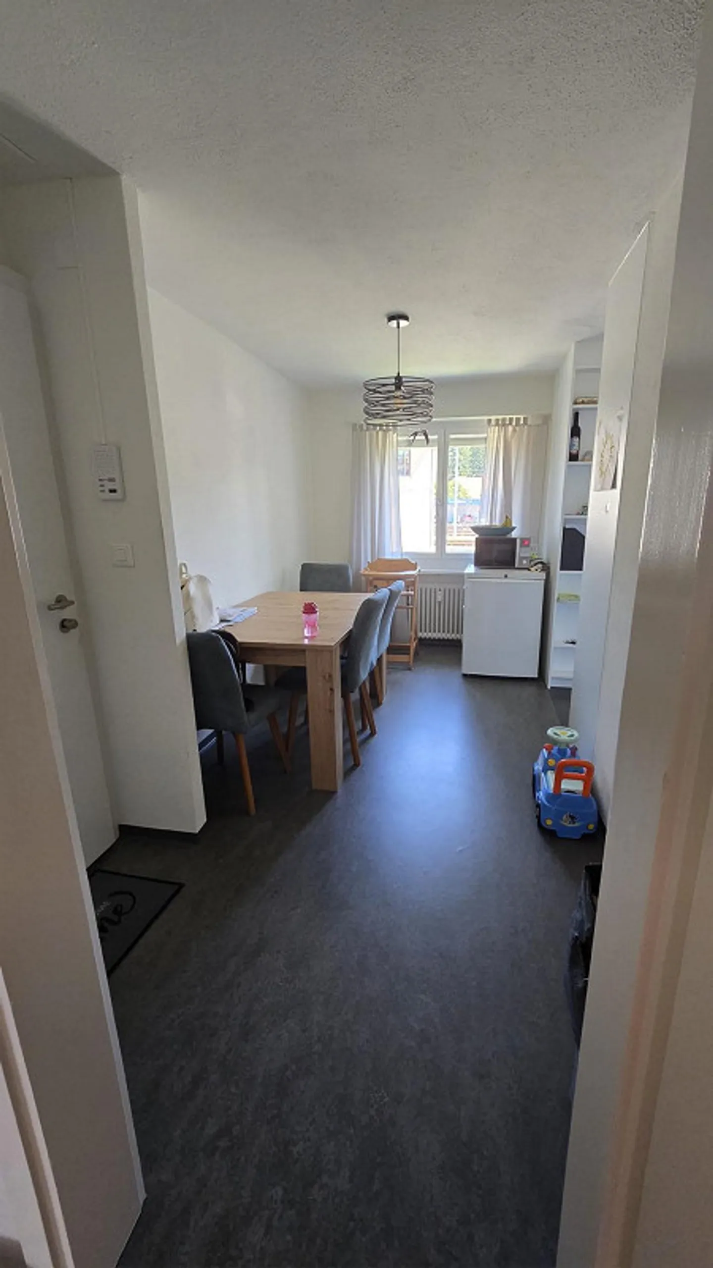 Appartement 4.5 pièces avec garage directement à la gare de Weinfelden - Photo 8 sur 10