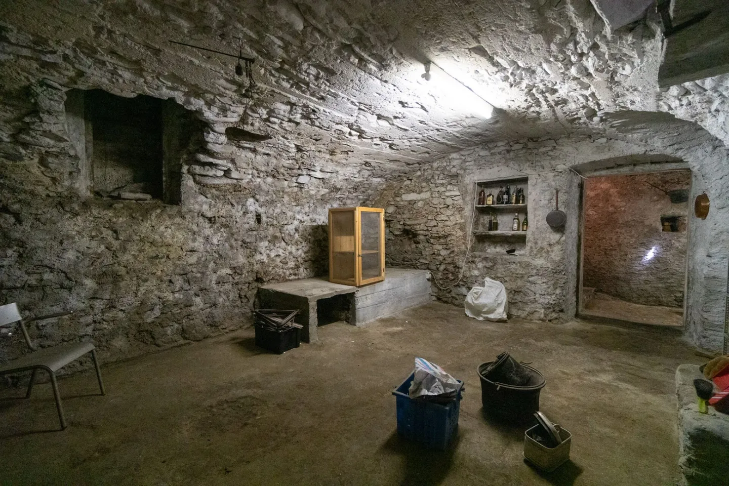 Casa rustica di 6 stanze - Foto 8 di 19