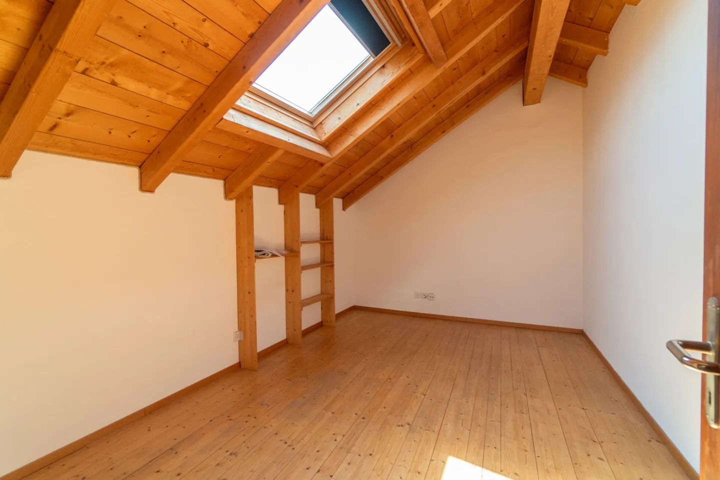 Casa rustica di 6 stanze - Foto 16 di 19