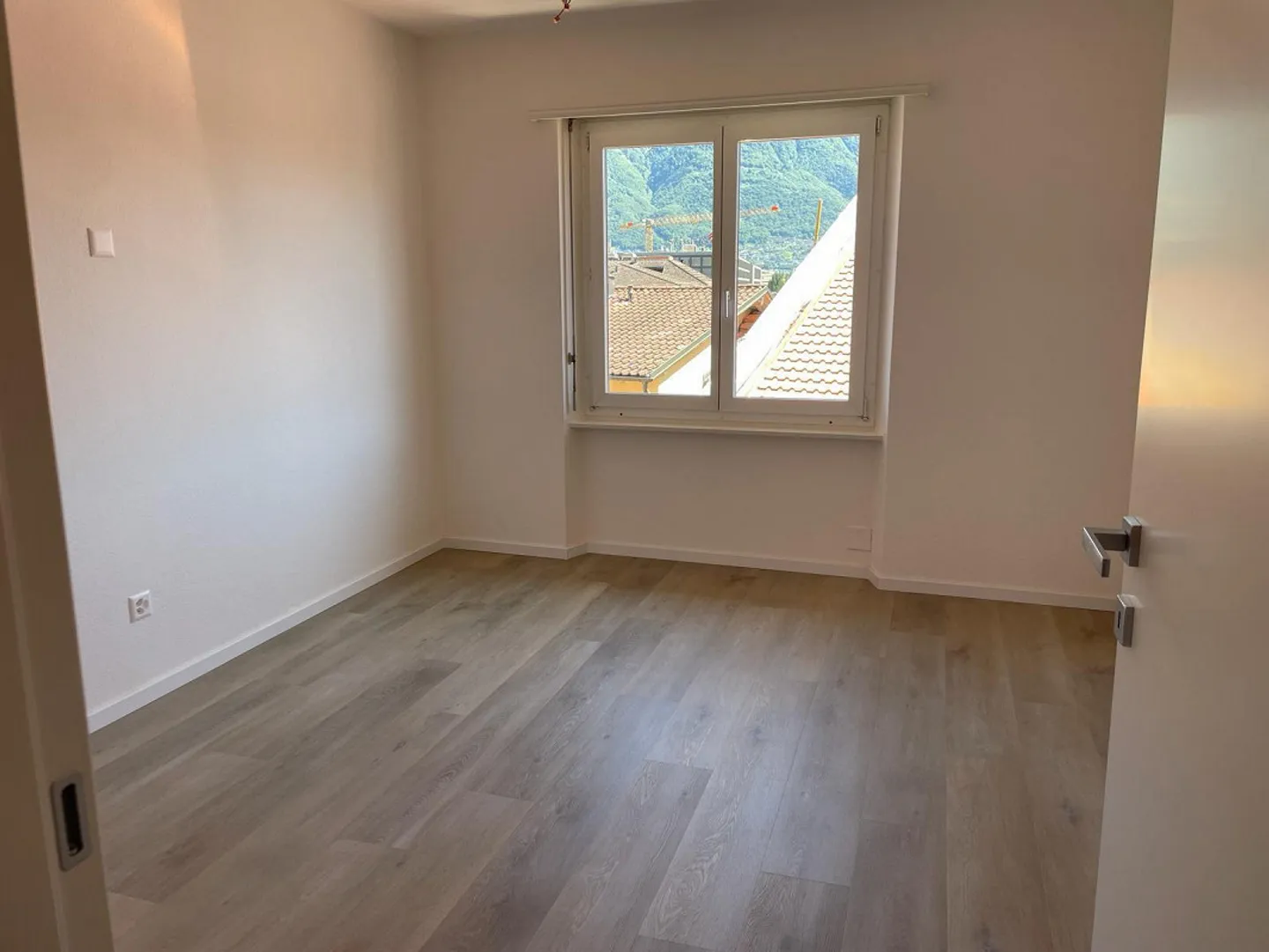 BRIGHT APARTMENT WITH BALCONY - Photo 8 of 9