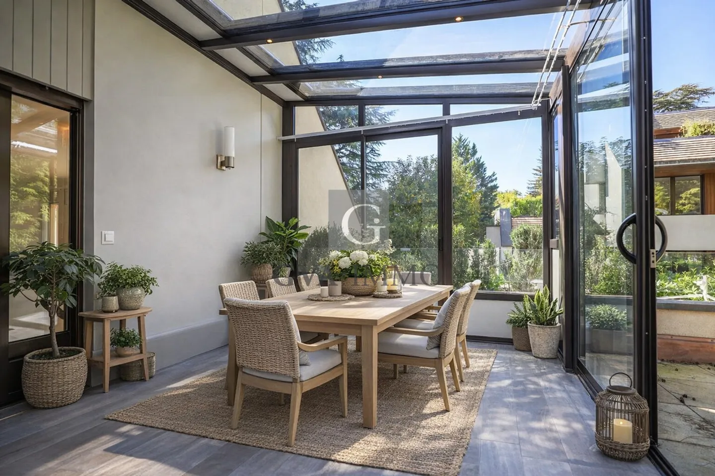 Luxus Duplex in Conches - Foto 1 von 11