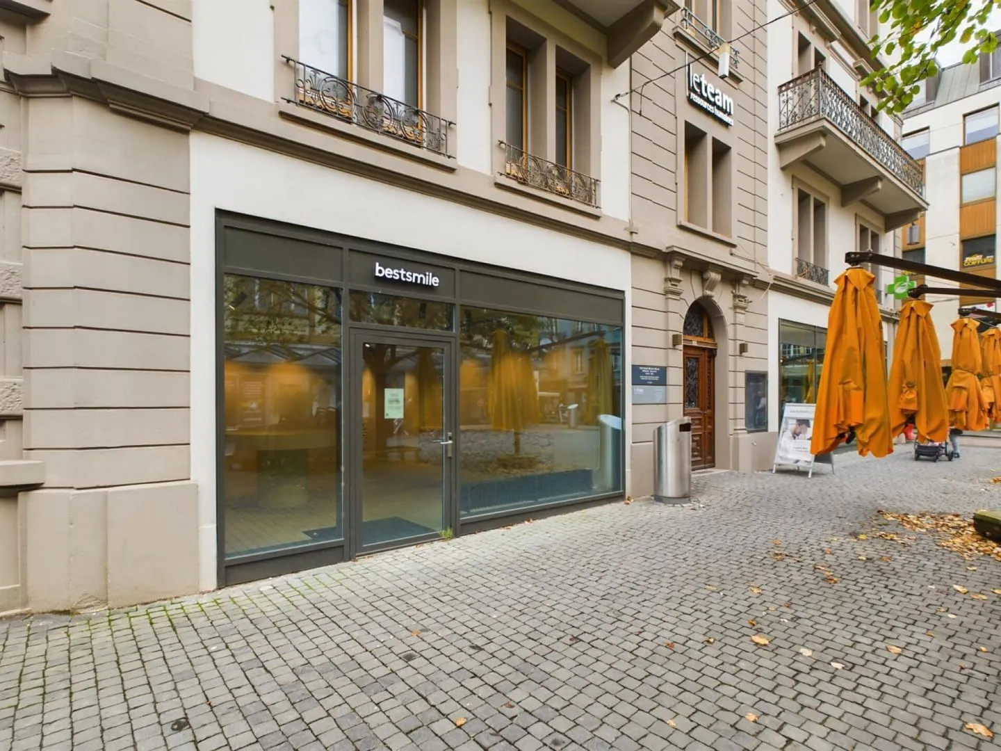 Arcade/Vetrina/Negozi 143 m2 a Yverdon-les-Bains - Foto 1 di 10