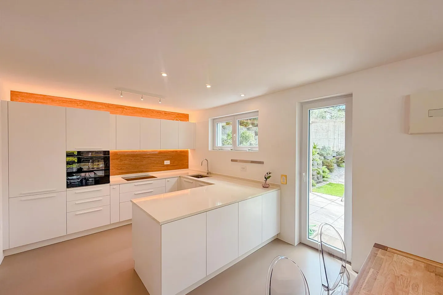 5.5-room house (Minergie-P) with pool – Bellinzona (Giubiasco) - Photo 3 of 18