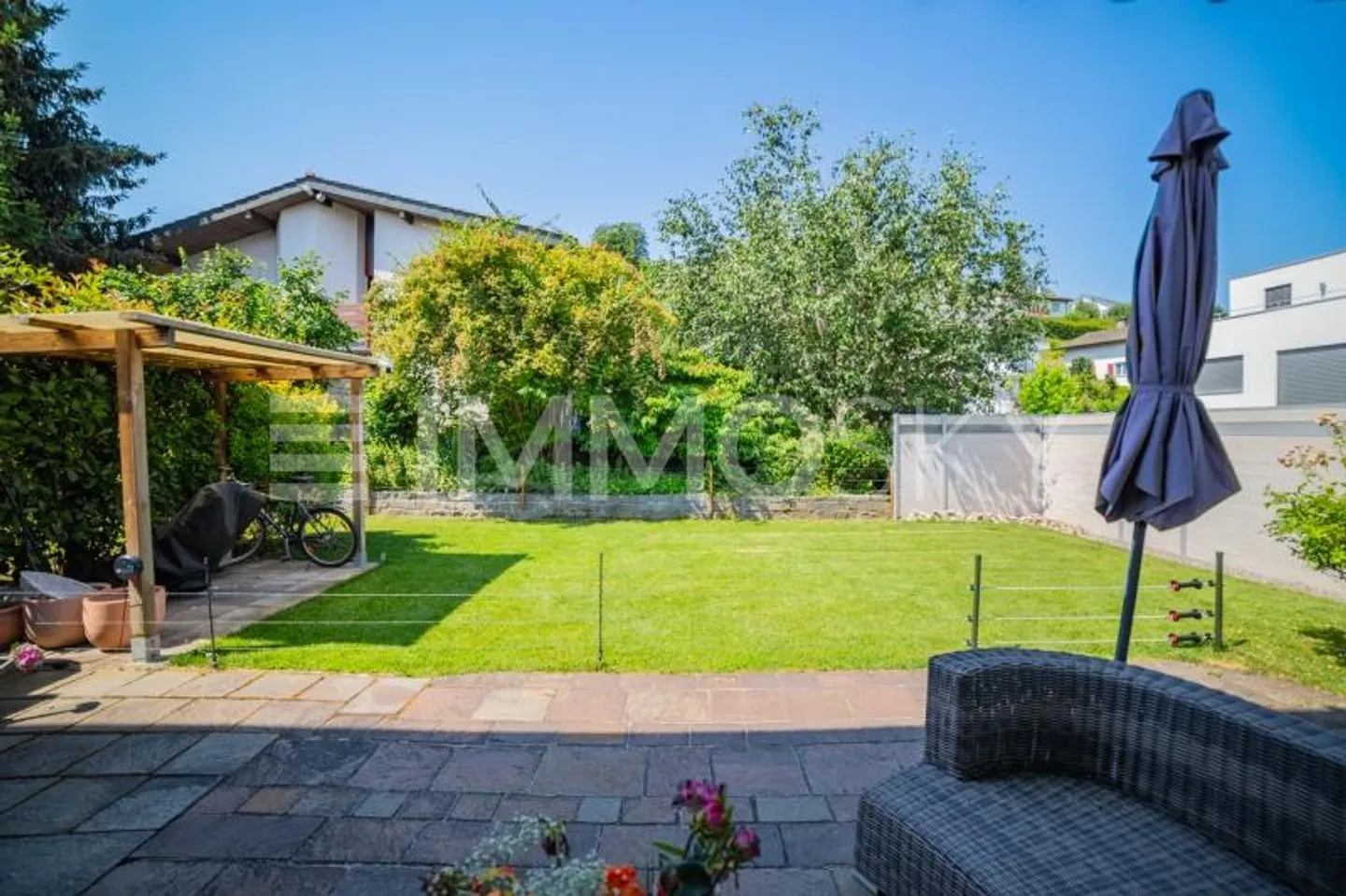 Vivere dove altri cercano - Casa con forte sostanza e posizione privilegiata - Foto 2 di 7