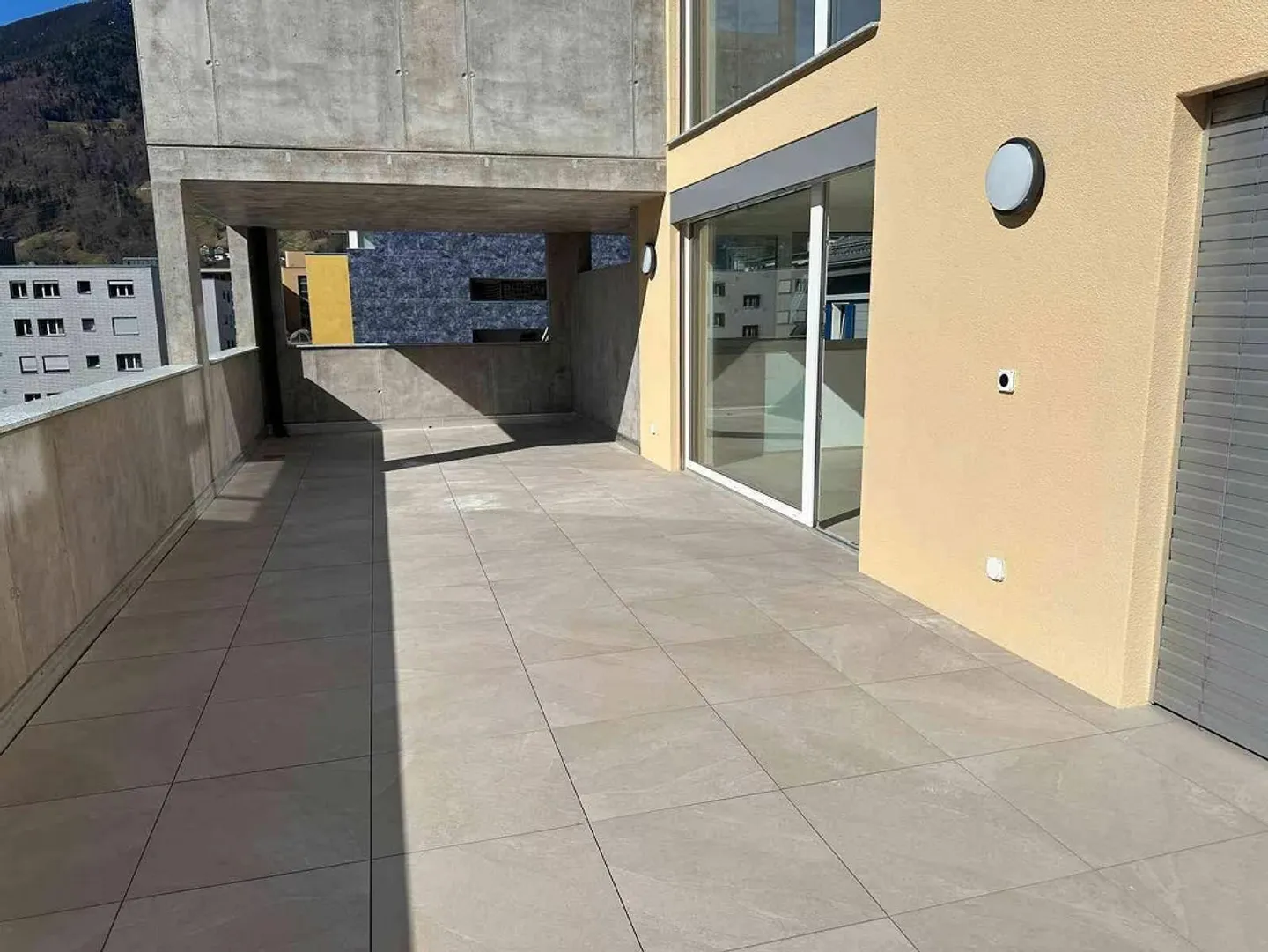 3.5 Room Apartment - Photo 2 of 11