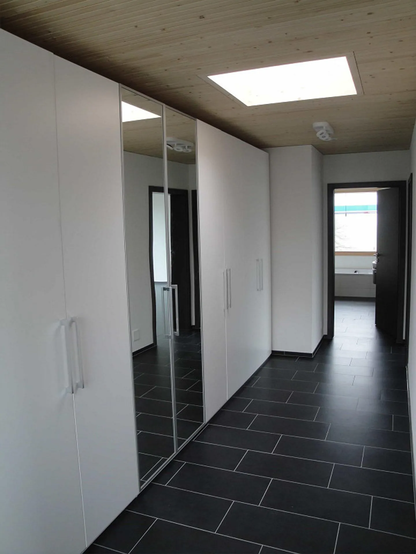 Modern Villa: Only 25 Min. to Baden & 45 Min. to Zurich/Basel - Photo 17 of 23