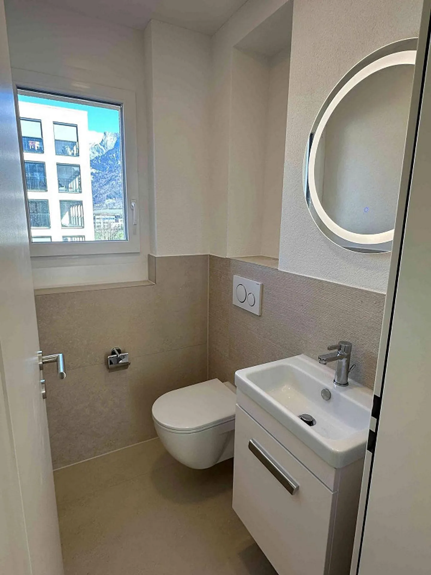 3.5 Room Apartment - Photo 9 of 11