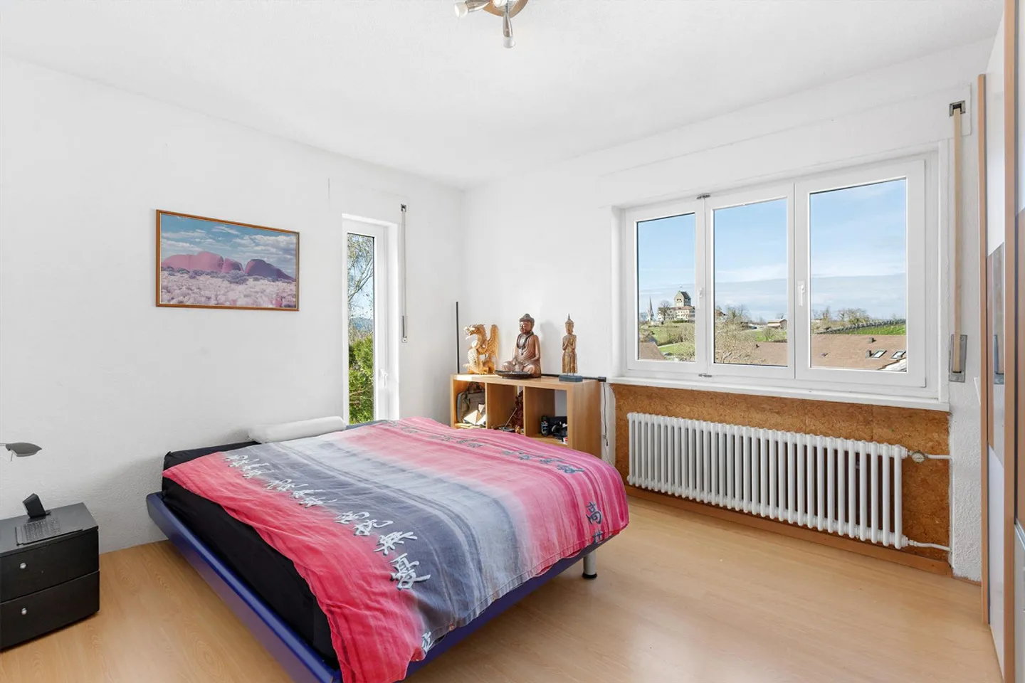 Maison individuelle avec potentiel d'aménagement dans un bel emplacement - Photo 3 sur 6