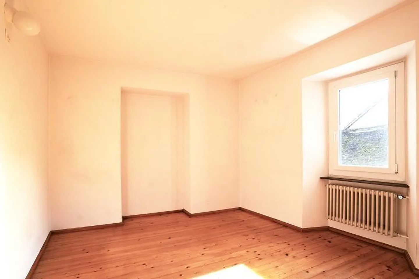 Charmantes Duplex mit rustikalem Charme - Foto 7 von 46