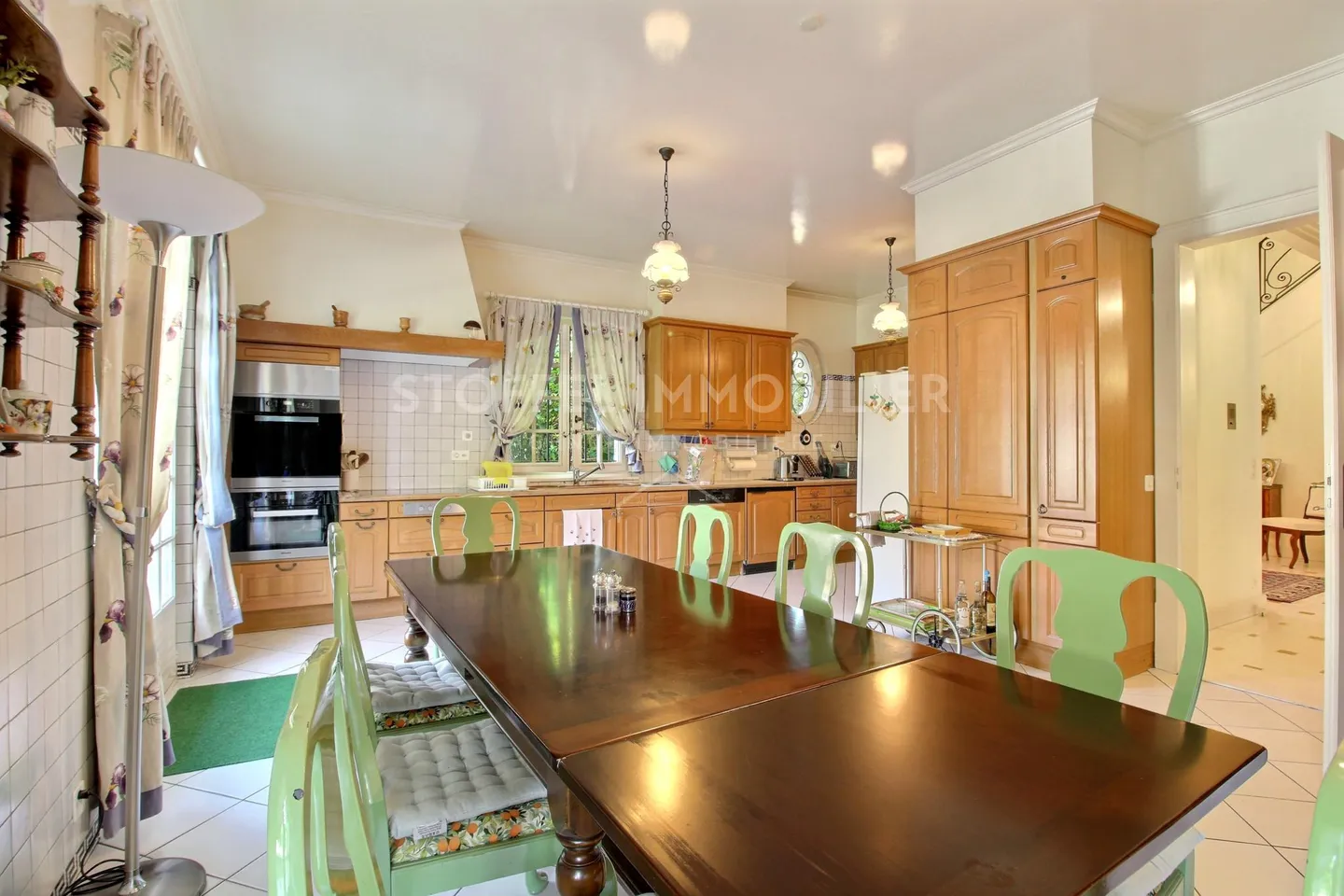 House of the Masters at the Gates of the City - Photo 7 of 16