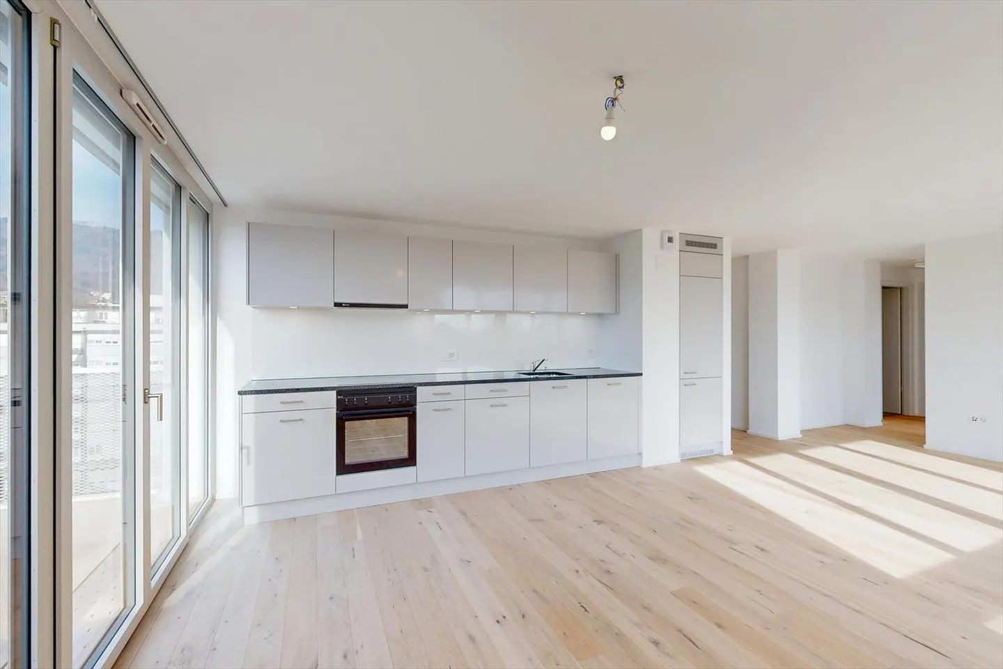 4.5 Room Apartment - Photo 1 of 10
