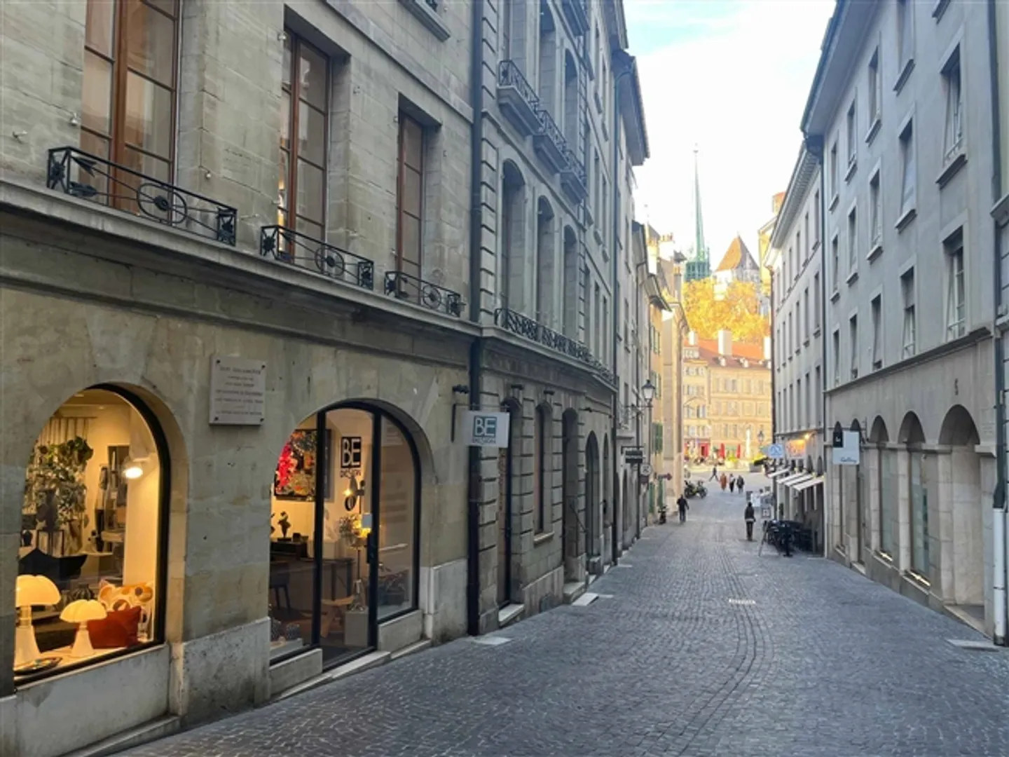 Magnificent Arcade of 124 m² in the Old Town - Photo 1 of 3