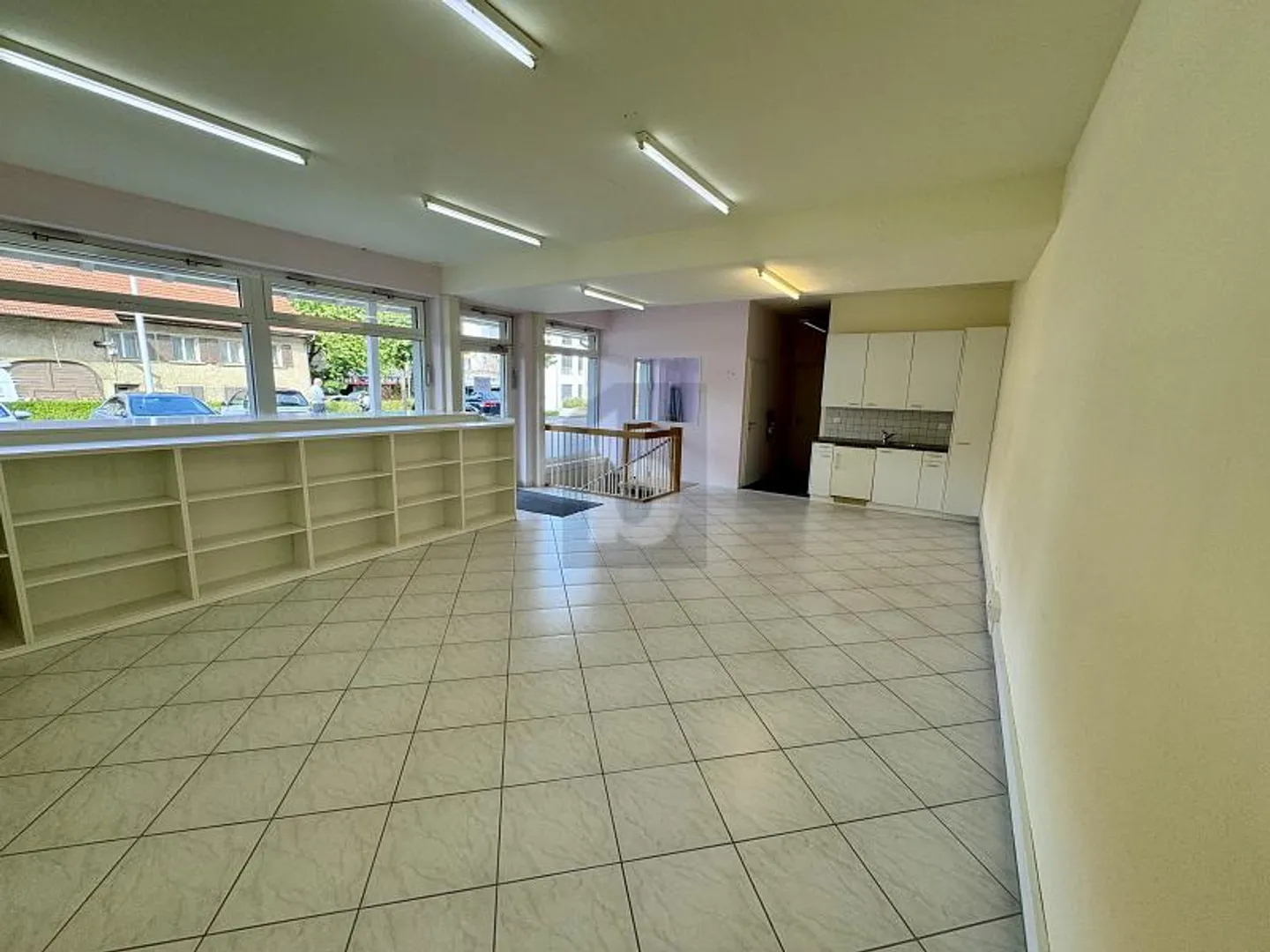 VISIBLE, CENTRAL, AVEC PARKING INCLUS - Photo 2 sur 6