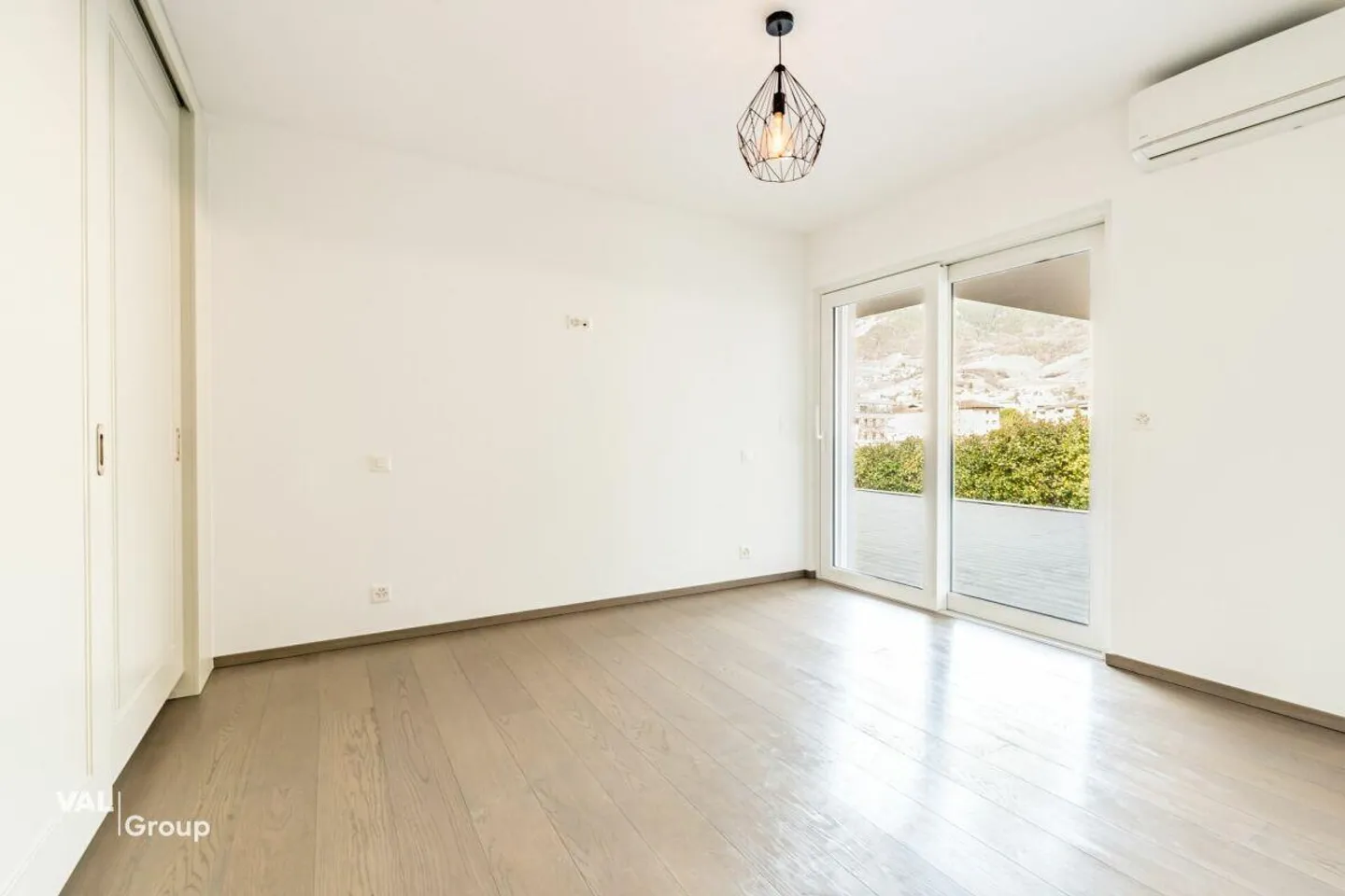 Geräumige Wohnung in einem Zweifamilienhaus - Foto 8 von 13