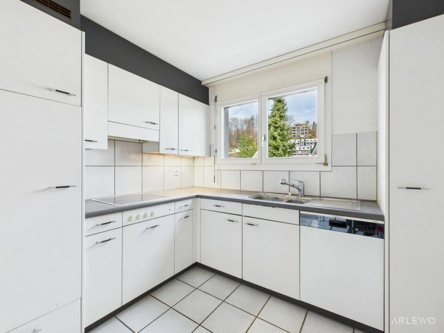 Atmosfera abitativa soleggiata con una magnifica vista sul Pilatus - Foto 4 di 8