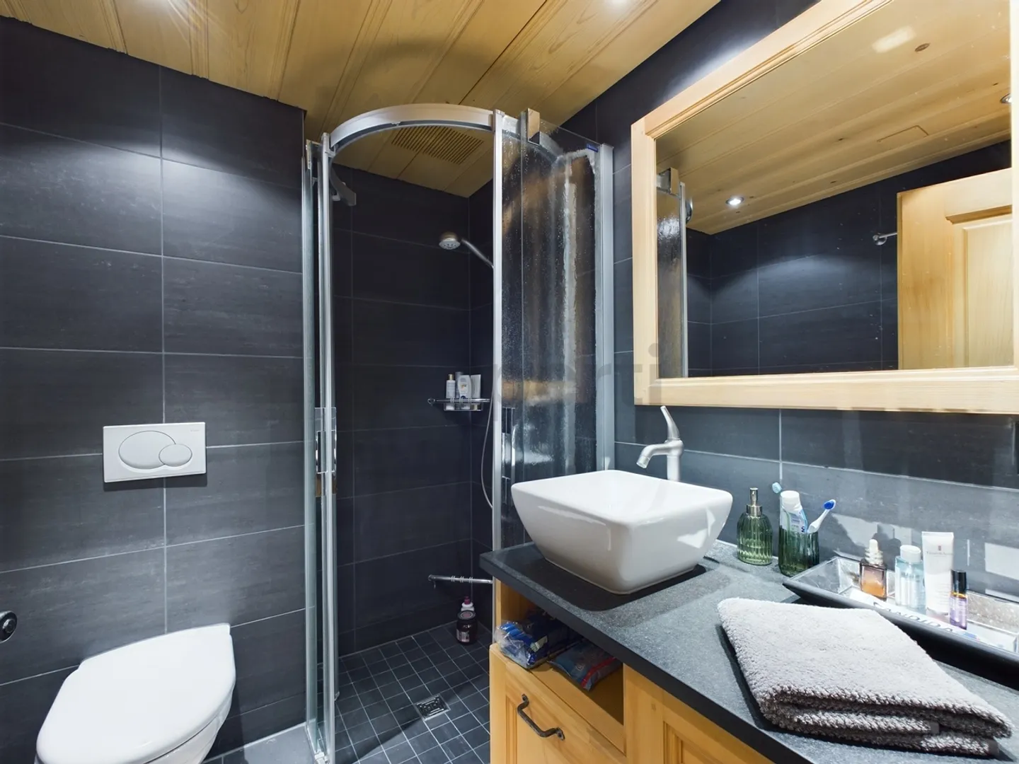 Charmantes Studio mit Balkon - Foto 5 von 7