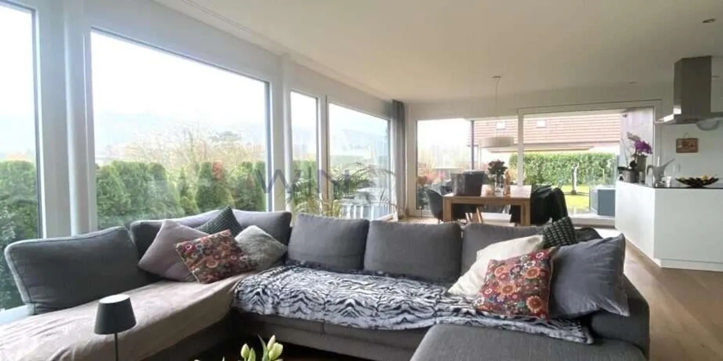 Modernes 6.5-Zimmer-Einfamilienhaus - Foto 3 von 6