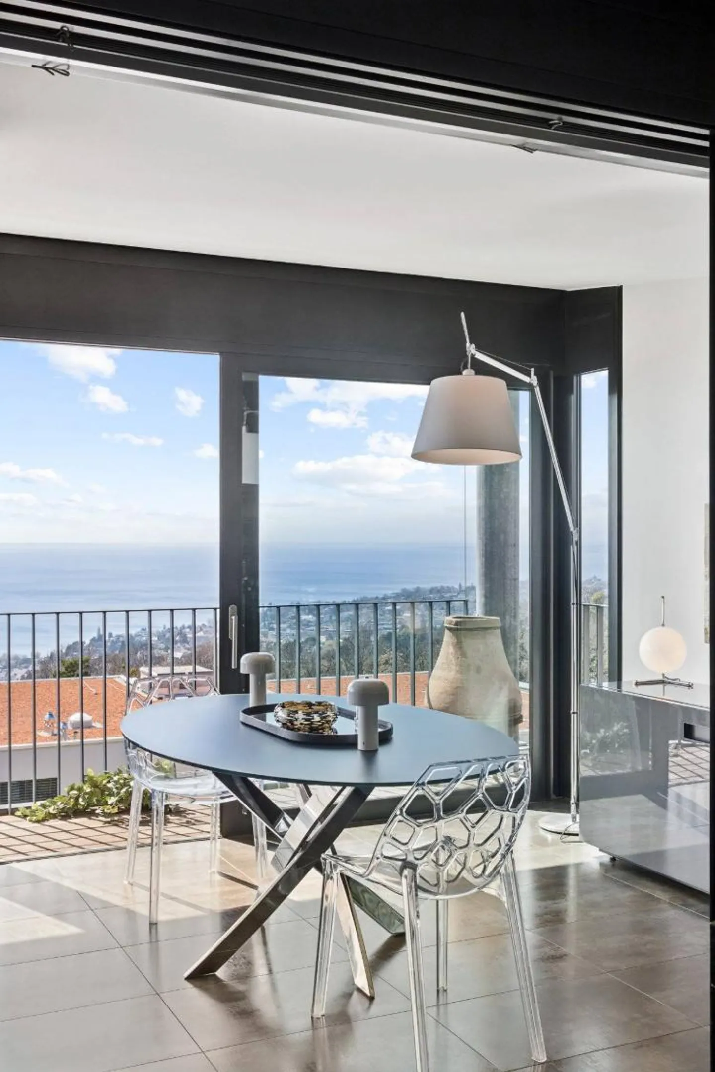 Un duplex en penthouse où chaque moment devient un privilège. - Photo 5 sur 13