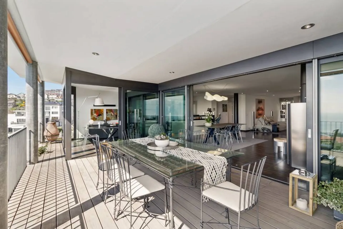 Un duplex en penthouse où chaque moment devient un privilège. - Photo 13 sur 13