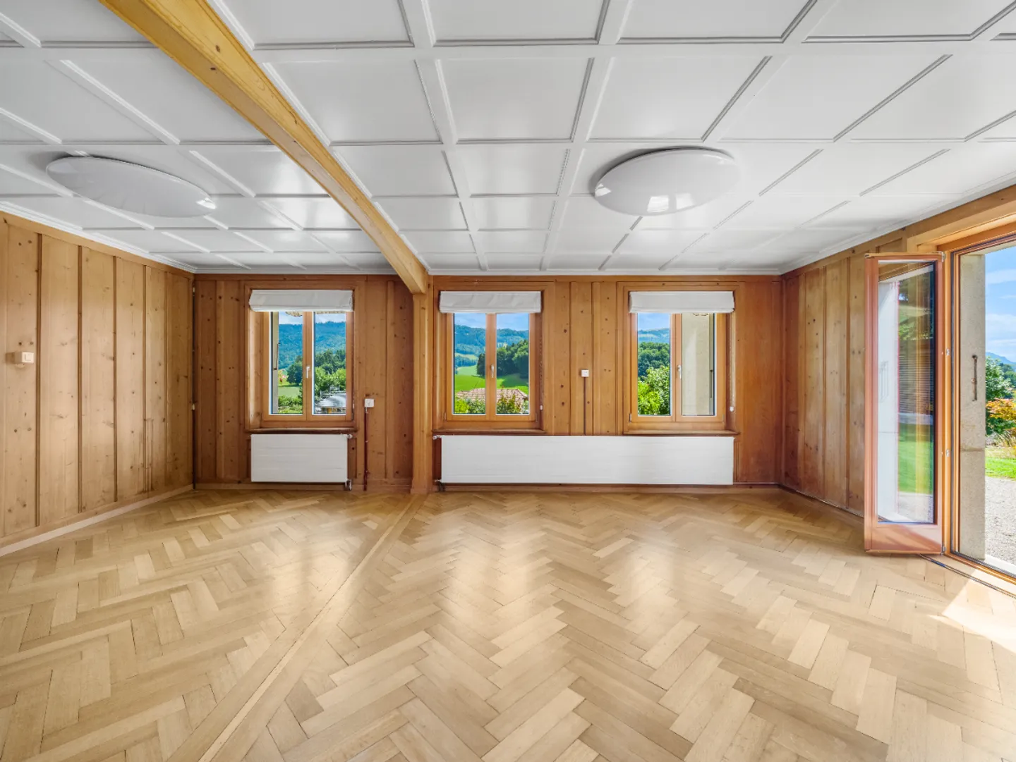 Appartamento duplex con ampie aree esterne e direttamente al confine con la zona paesaggistica - Foto 3 di 8