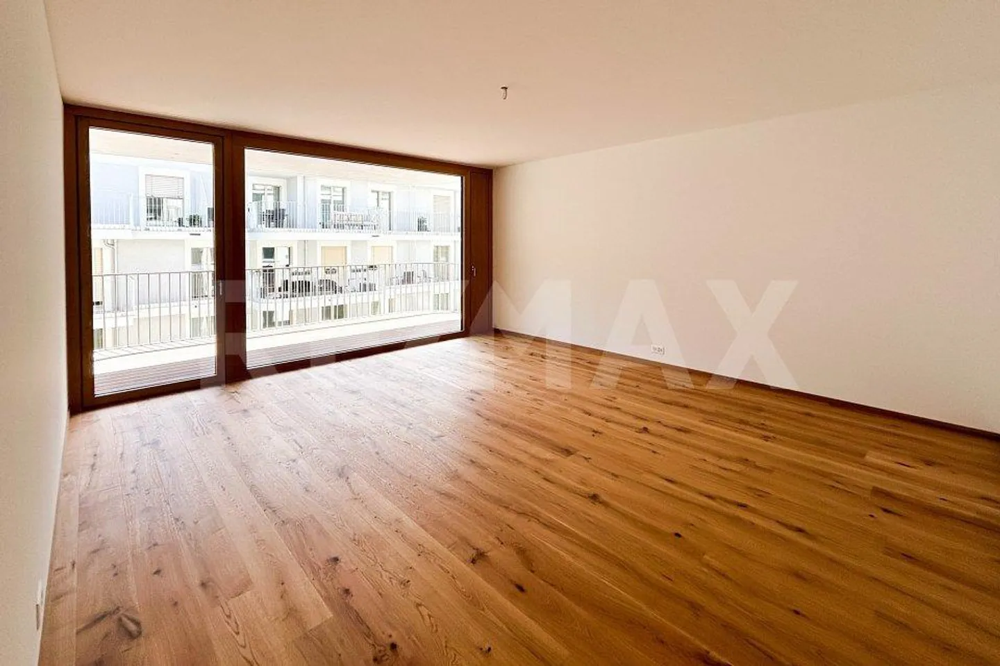 4½ Room Apartment on the 2nd Floor, No. 23 - Photo 2 of 13