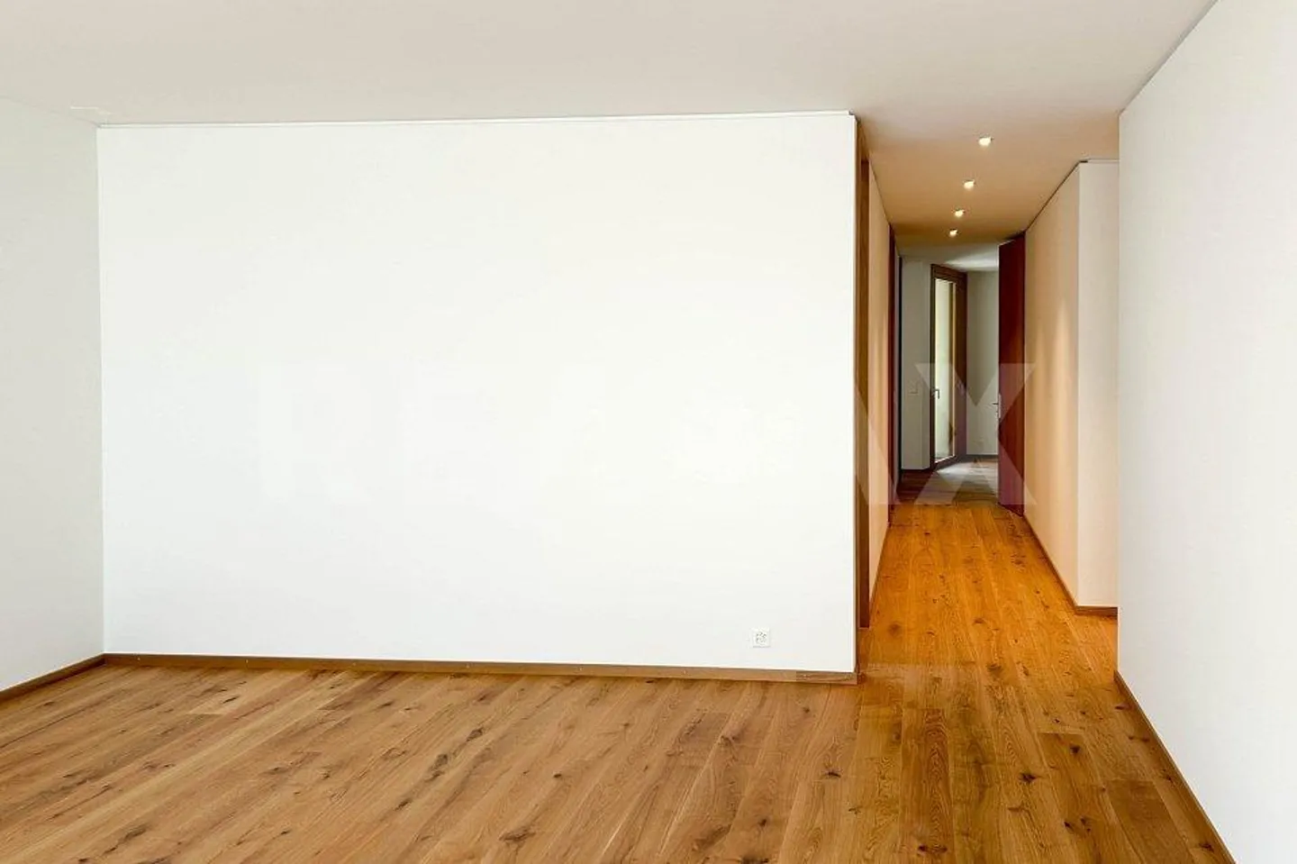4½ Room Apartment on the 2nd Floor, No. 23 - Photo 4 of 13