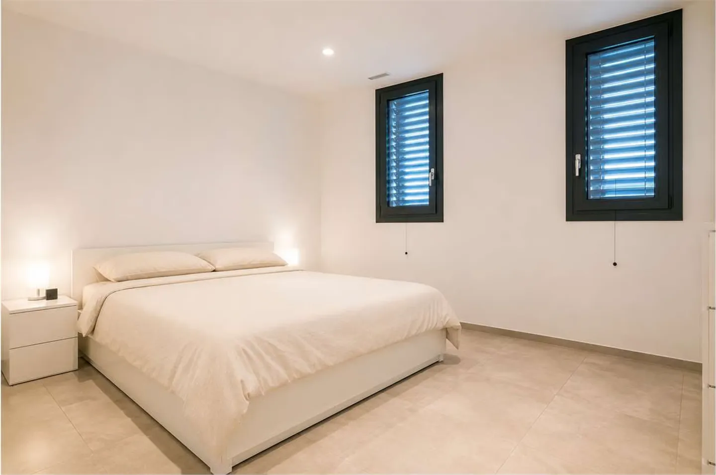 Moderno 4,5 locali con giardino privato - Gordola - Photo 12 of 13