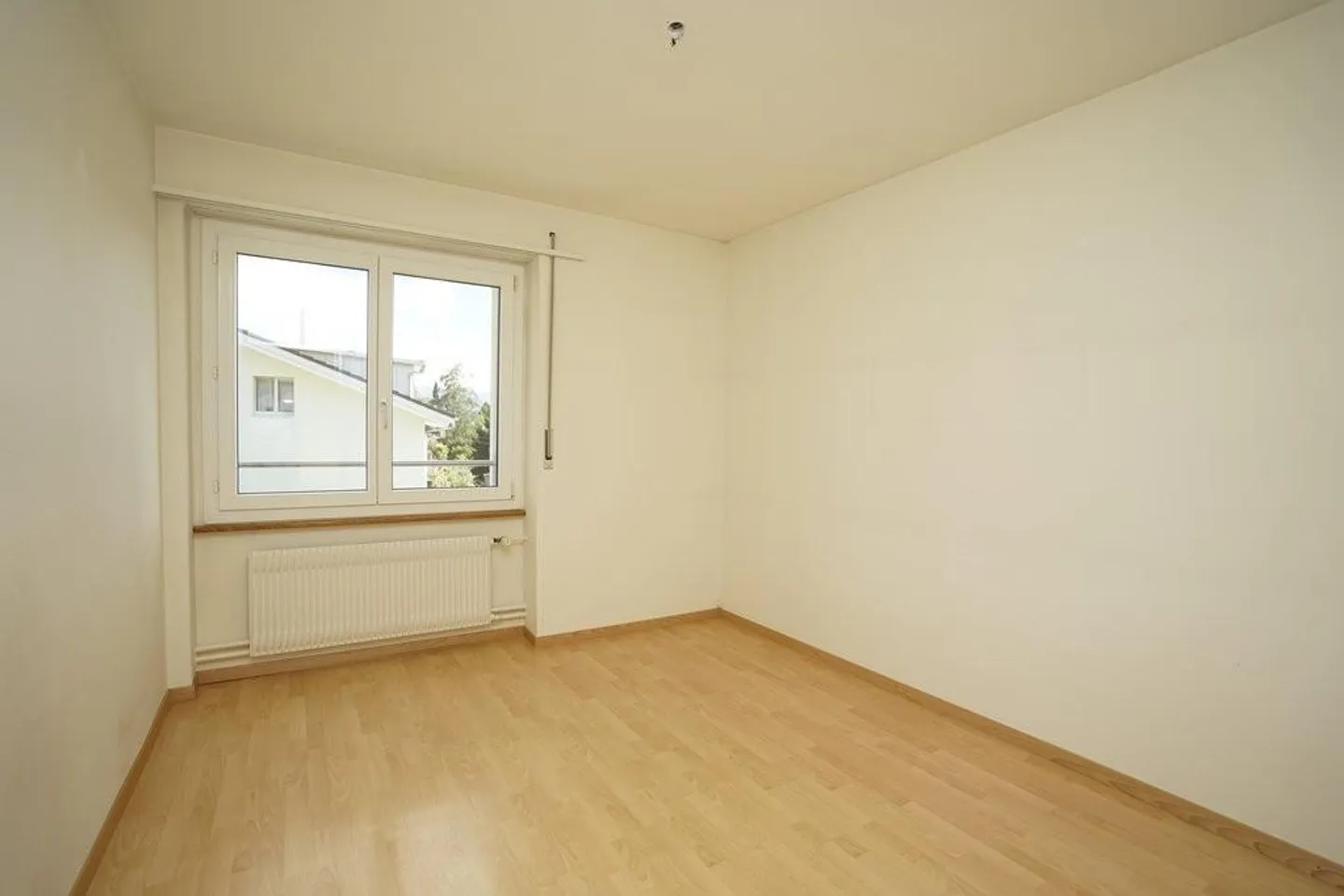 Familienwohnung mit Balkon - Foto 7 von 11