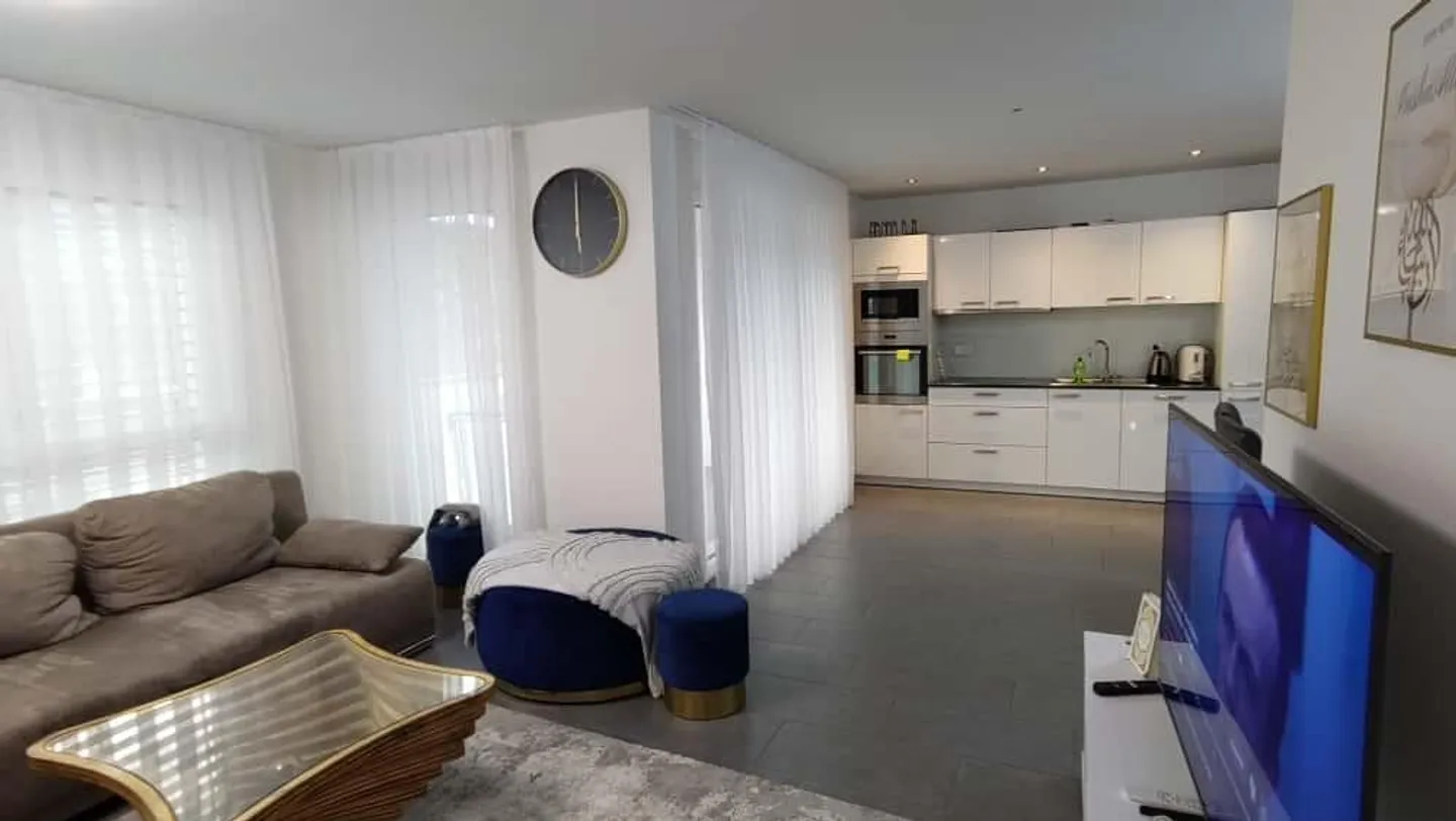 2.5 room apartment with balcony - Photo 3 of 16