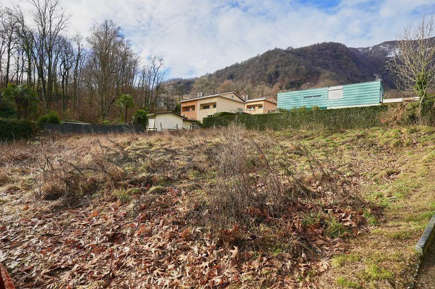 Sonniges Grundstück mit Aussicht - Foto 1 von 11