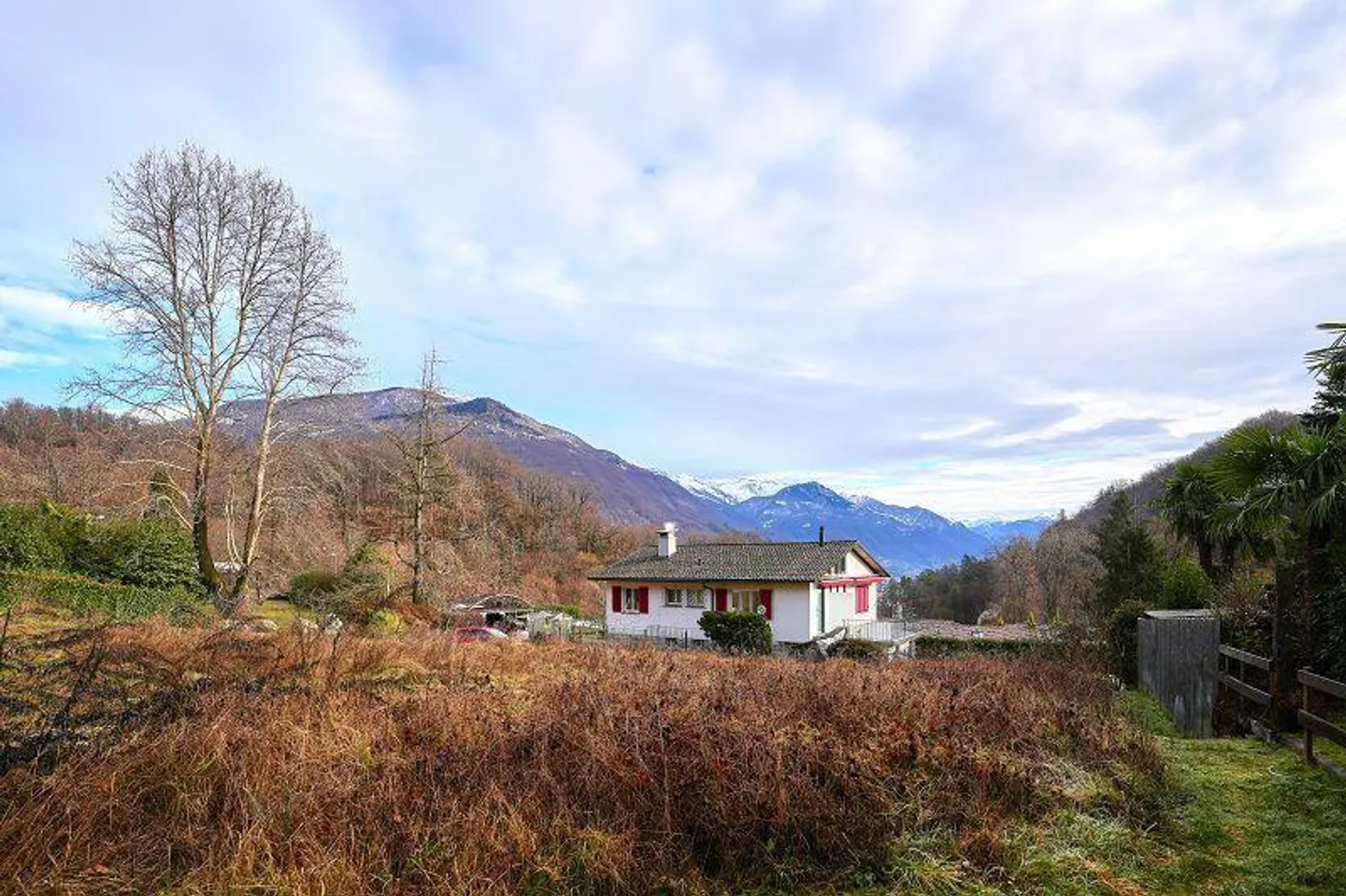 Sonniges Grundstück mit Aussicht - Foto 4 von 11