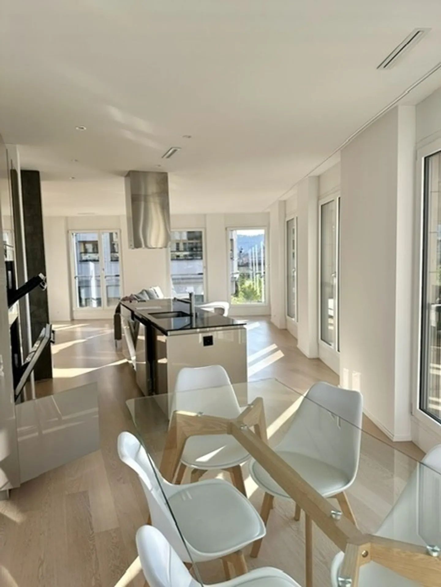 Appartamento arredato con vista parco - Foto 2 di 9